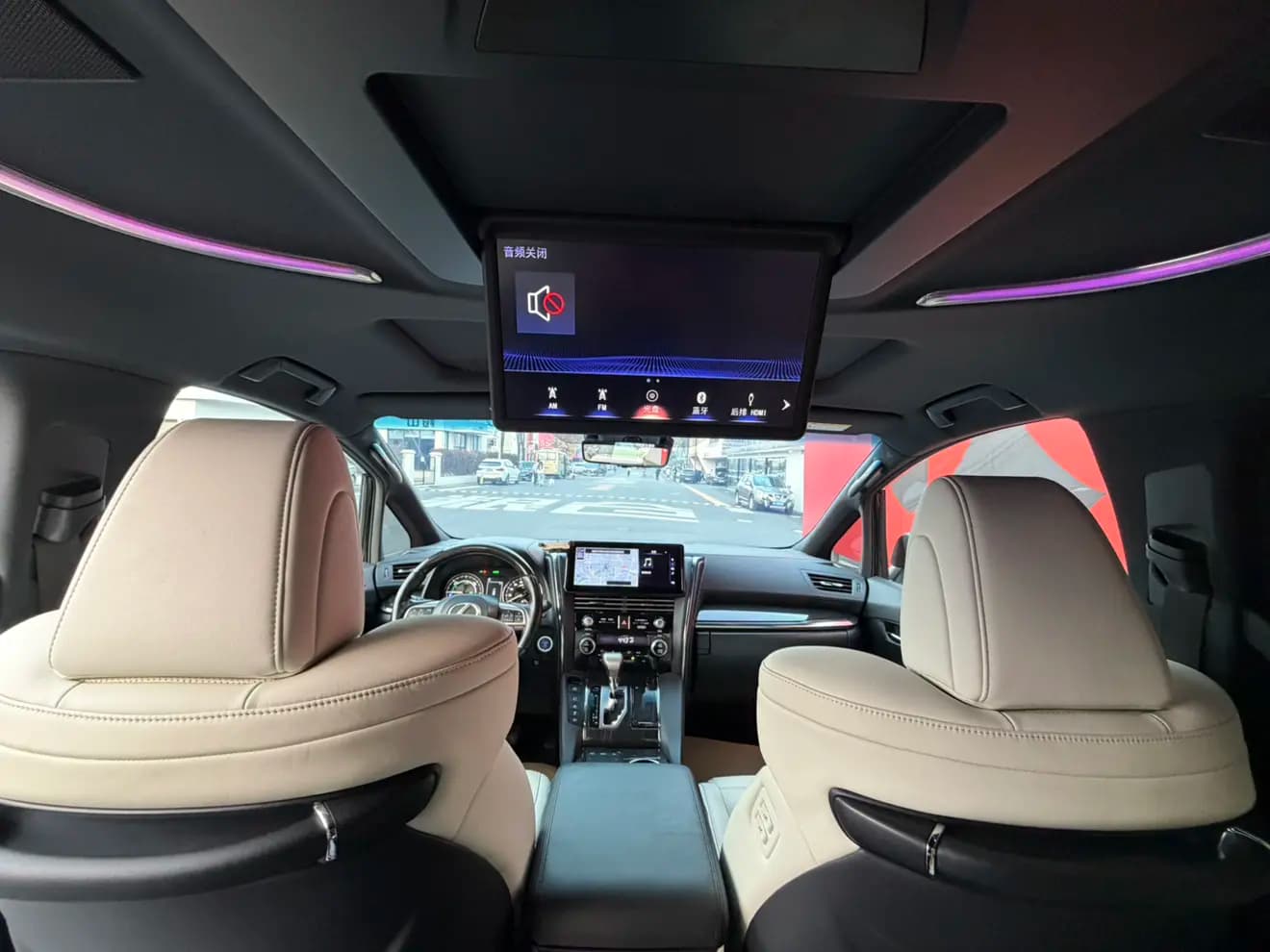 Lexus LM 2021 г. 110087 км. — фото 5