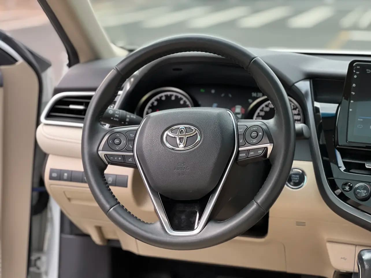 Toyota Camry 2022 г. 35091 км. — фото 13