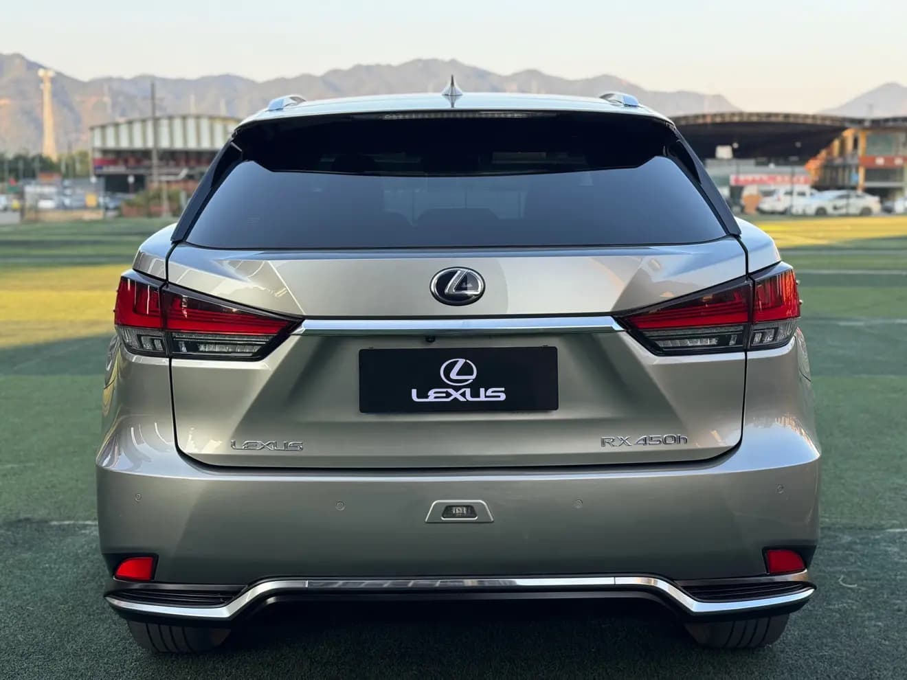 Lexus RX 2022 г. 120054 км. — фото 4