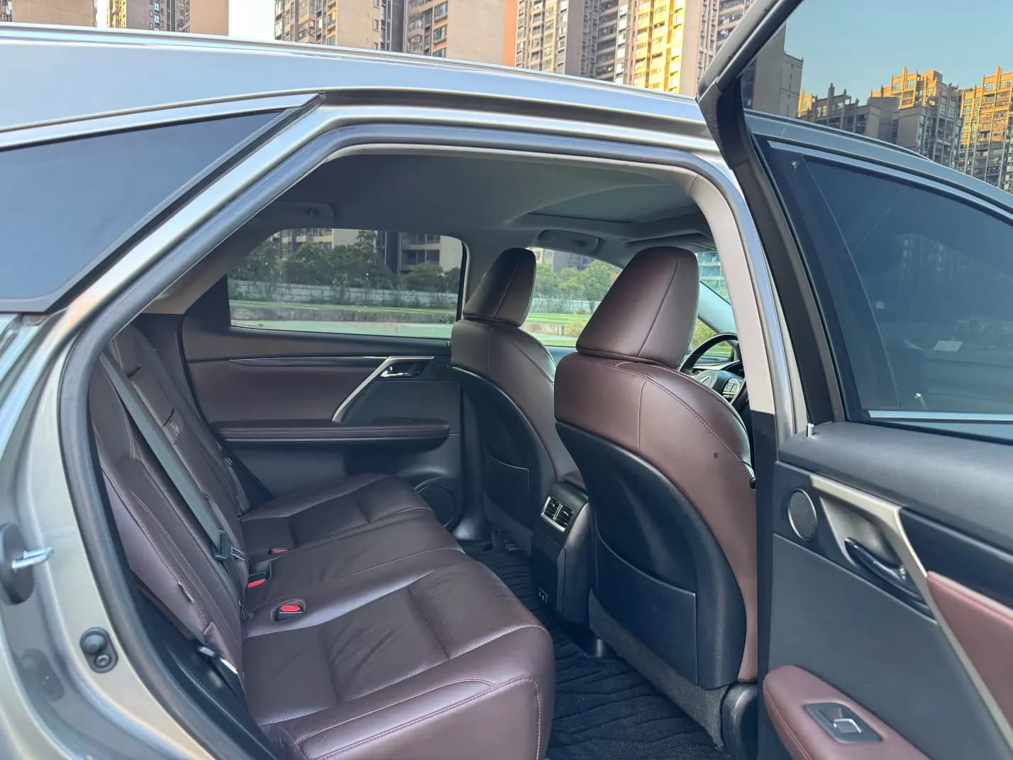 Lexus RX 2022 г. 120054 км. — фото 10