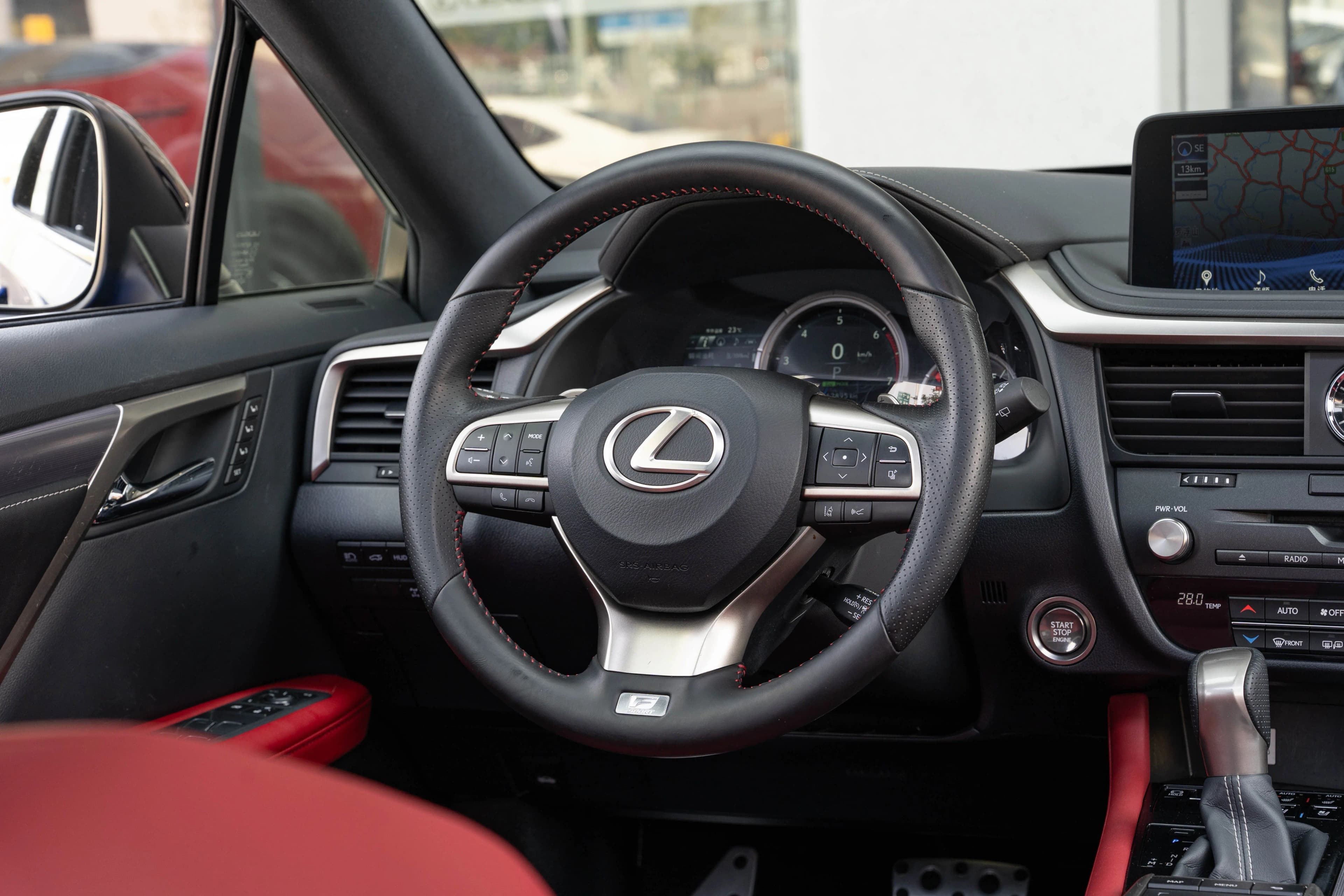 Lexus RX 2022 г. 62853 км. — фото 17
