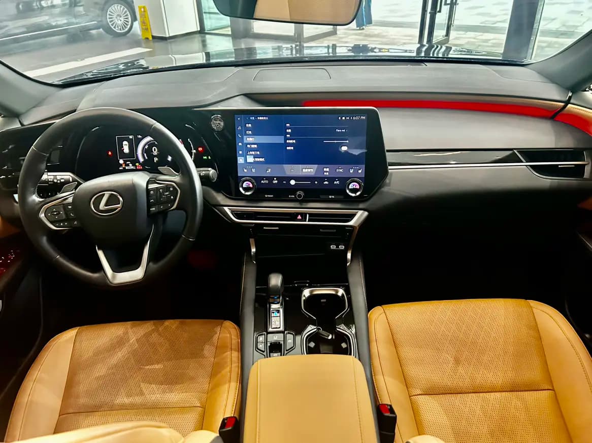 Lexus RX 2023 г. 84052 км. — фото 19