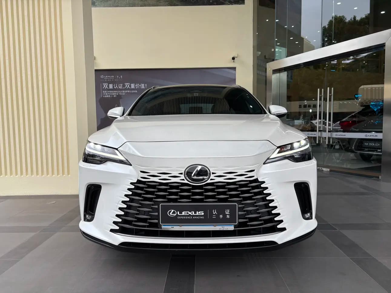 Lexus RX 2024 г. 25051 км. — фото 2