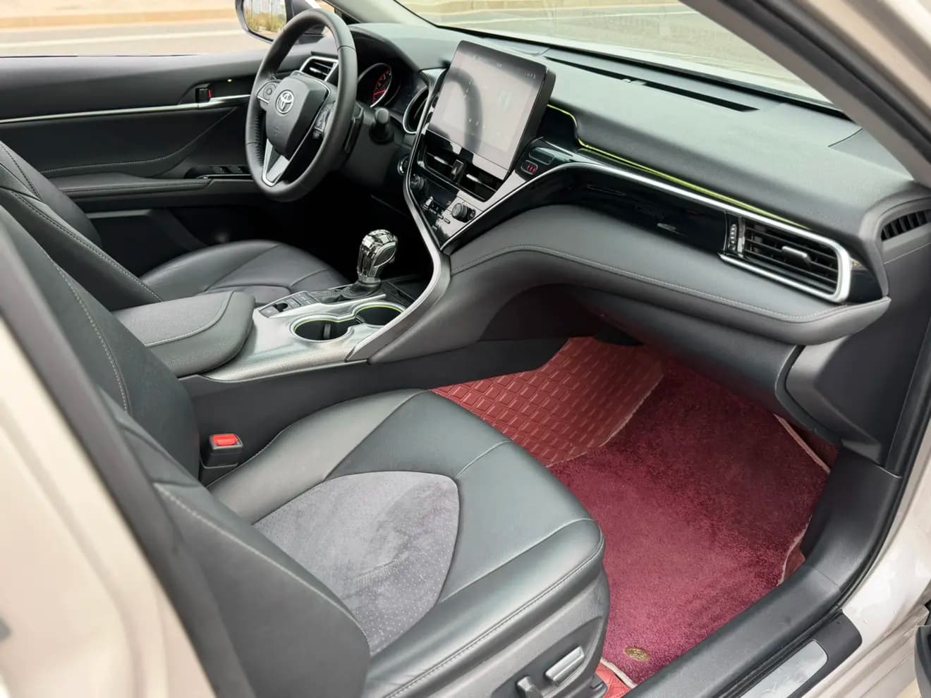 Toyota Camry 2023 г. 36092 км. — фото 9