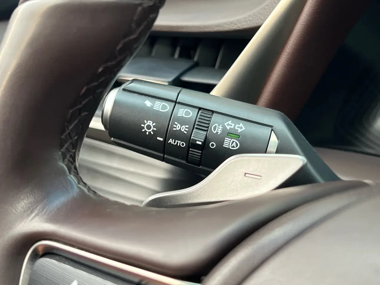 Lexus ES 2021 г. 69035 км. — фото 22