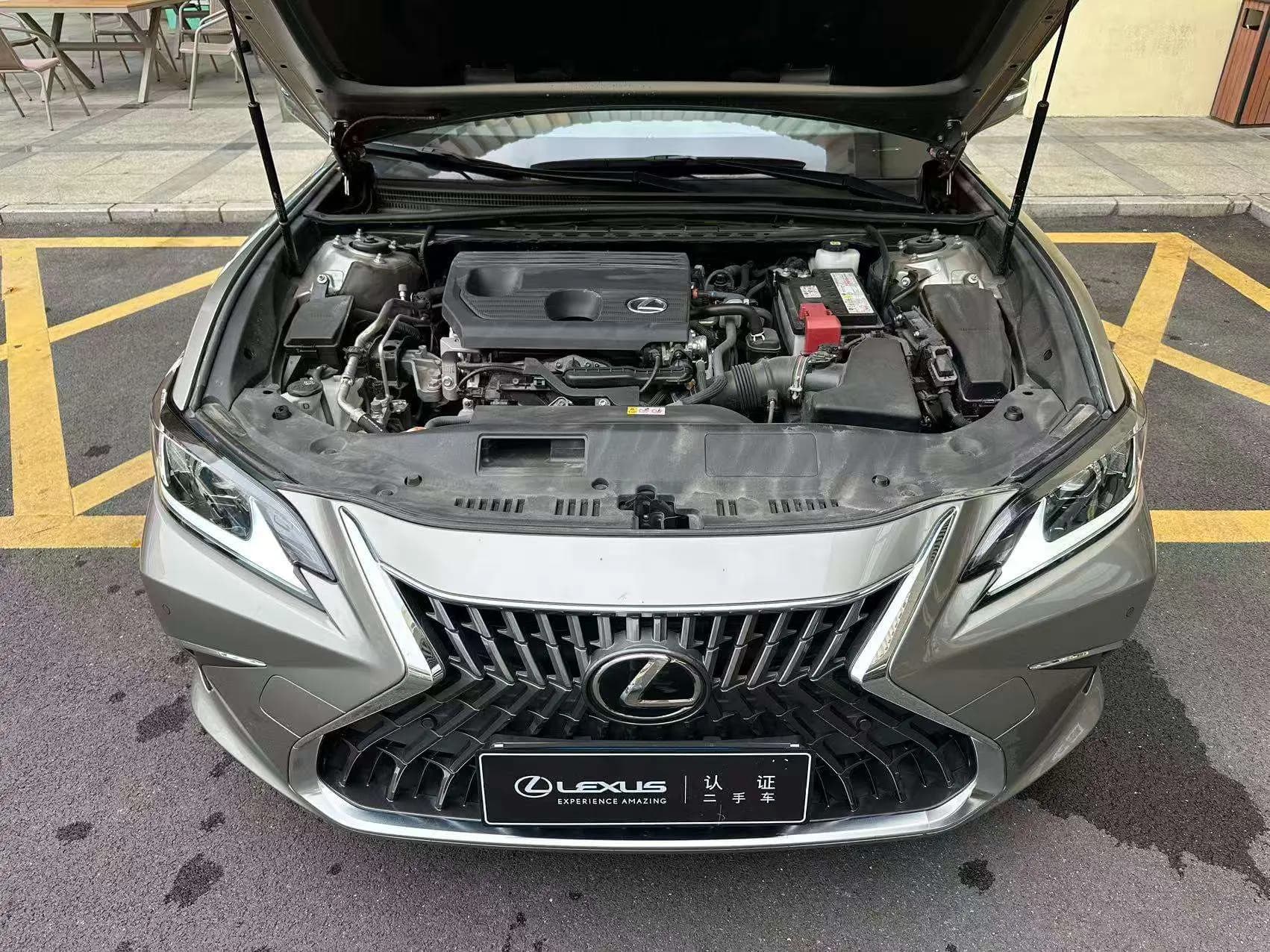 Lexus ES 2024 г. 23040 км. — фото 5
