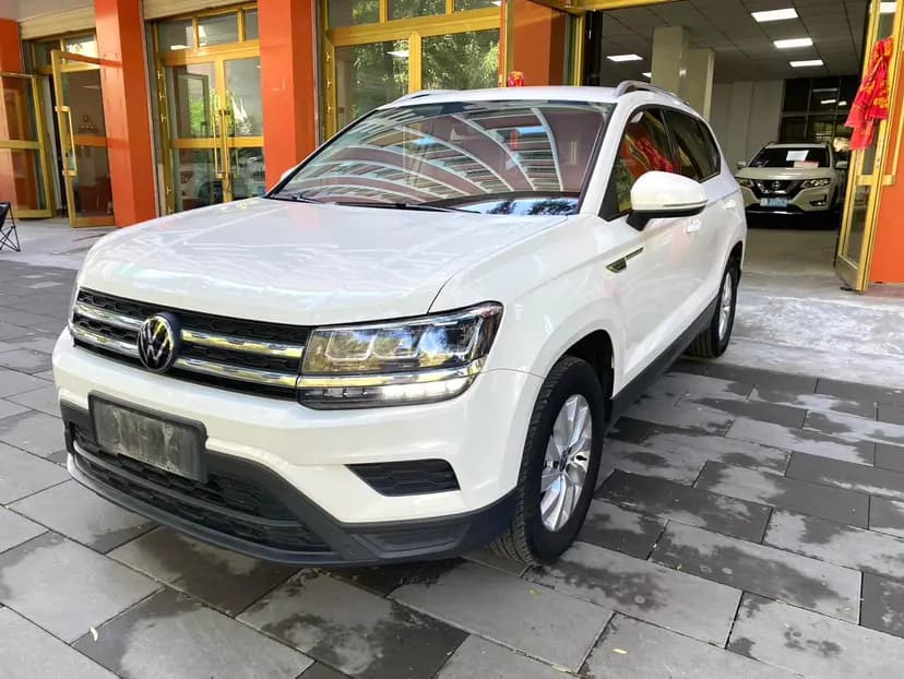 Volkswagen Tharu 2022 г. 89033 км.