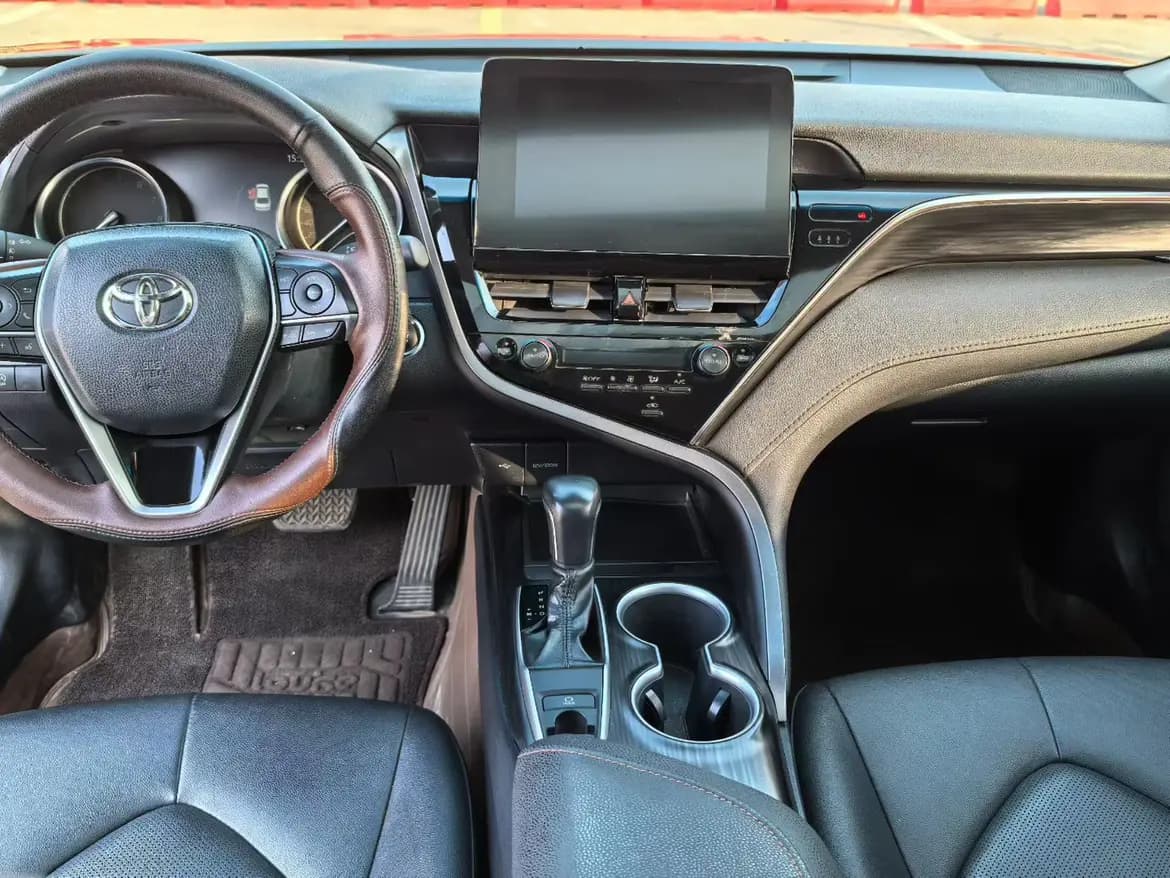 Toyota Camry 2021 г. 48094 км. — фото 7
