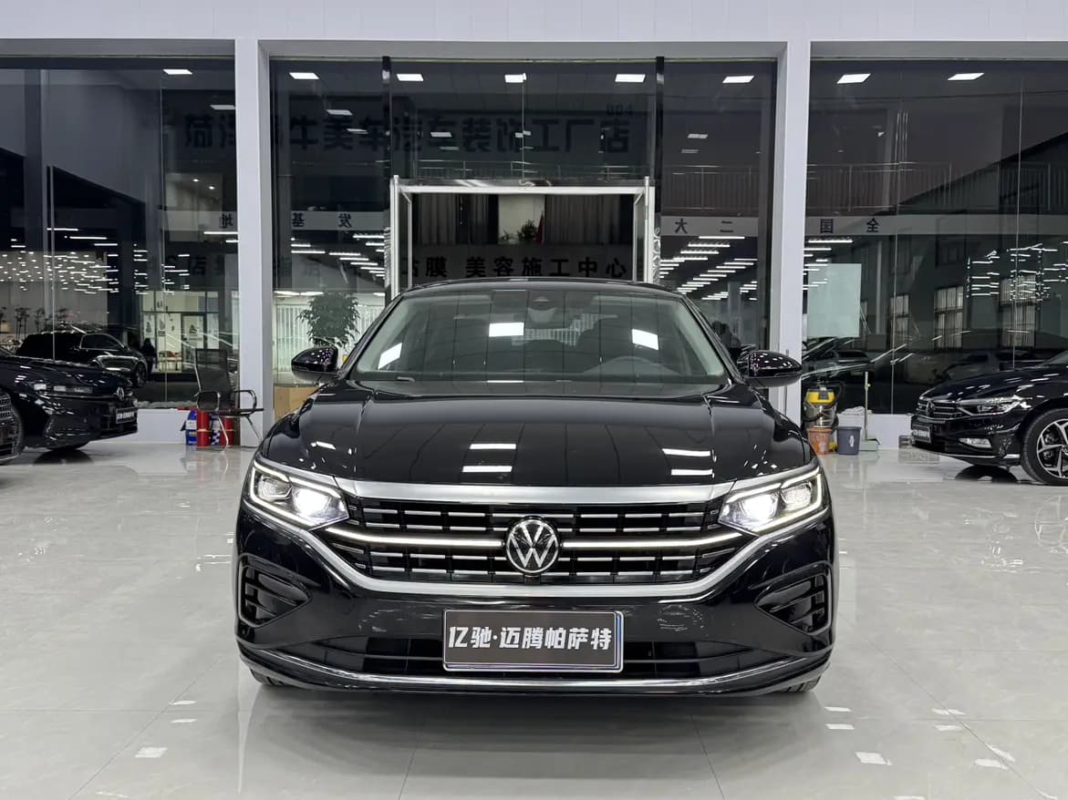 Volkswagen Passat 2022 г. 42104 км. — фото 2