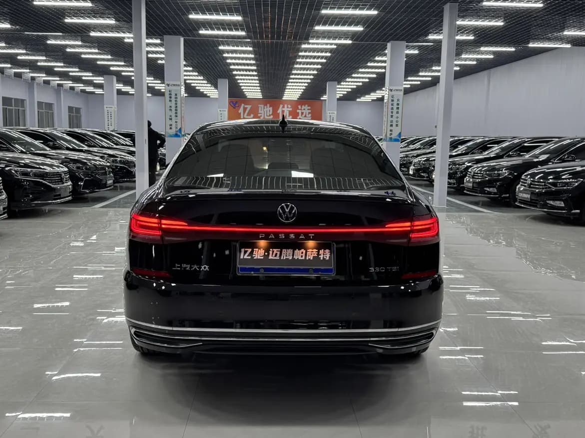Volkswagen Passat 2022 г. 42104 км. — фото 6