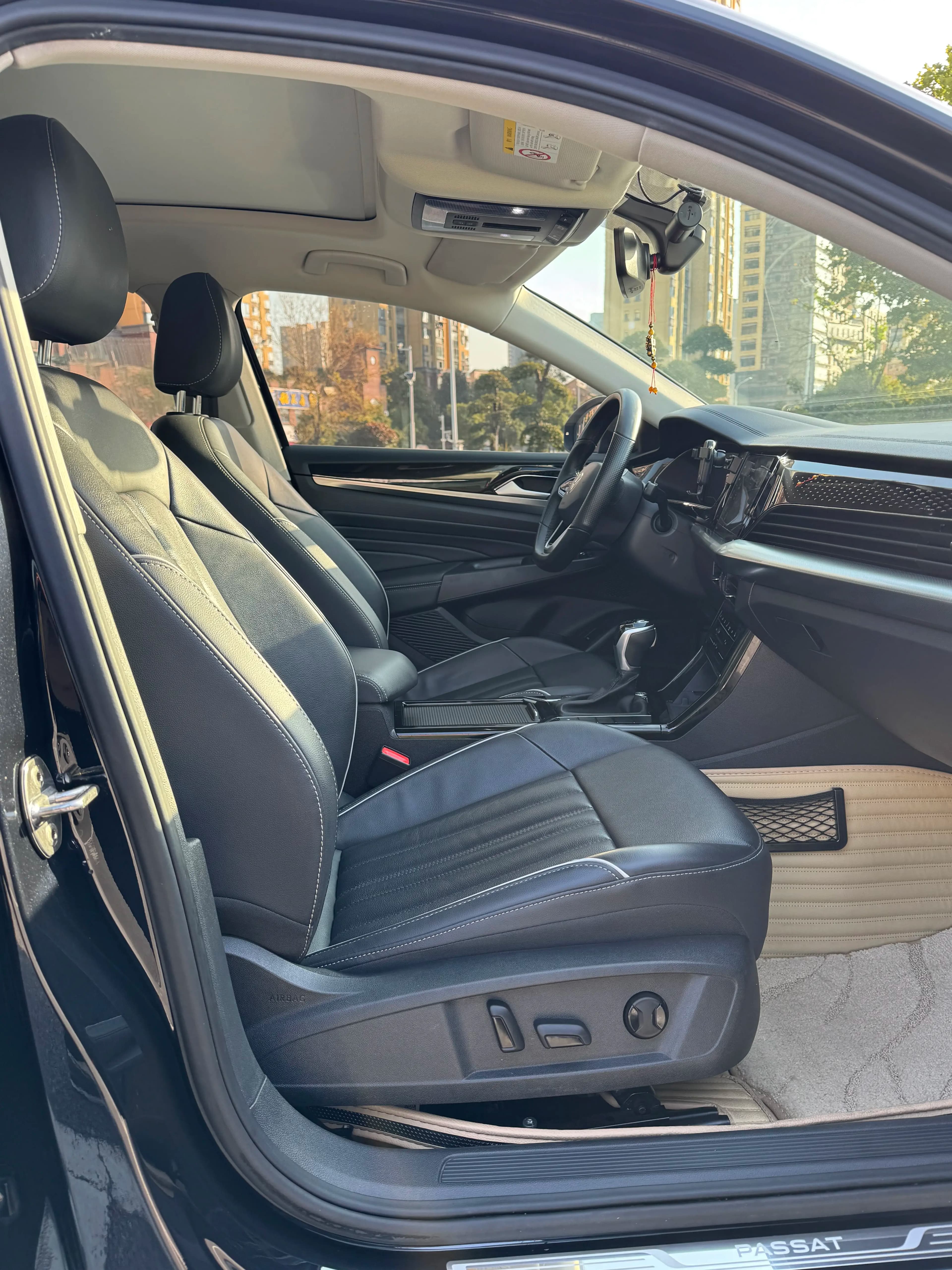 Volkswagen Passat 2022 г. 76105 км. — фото 6
