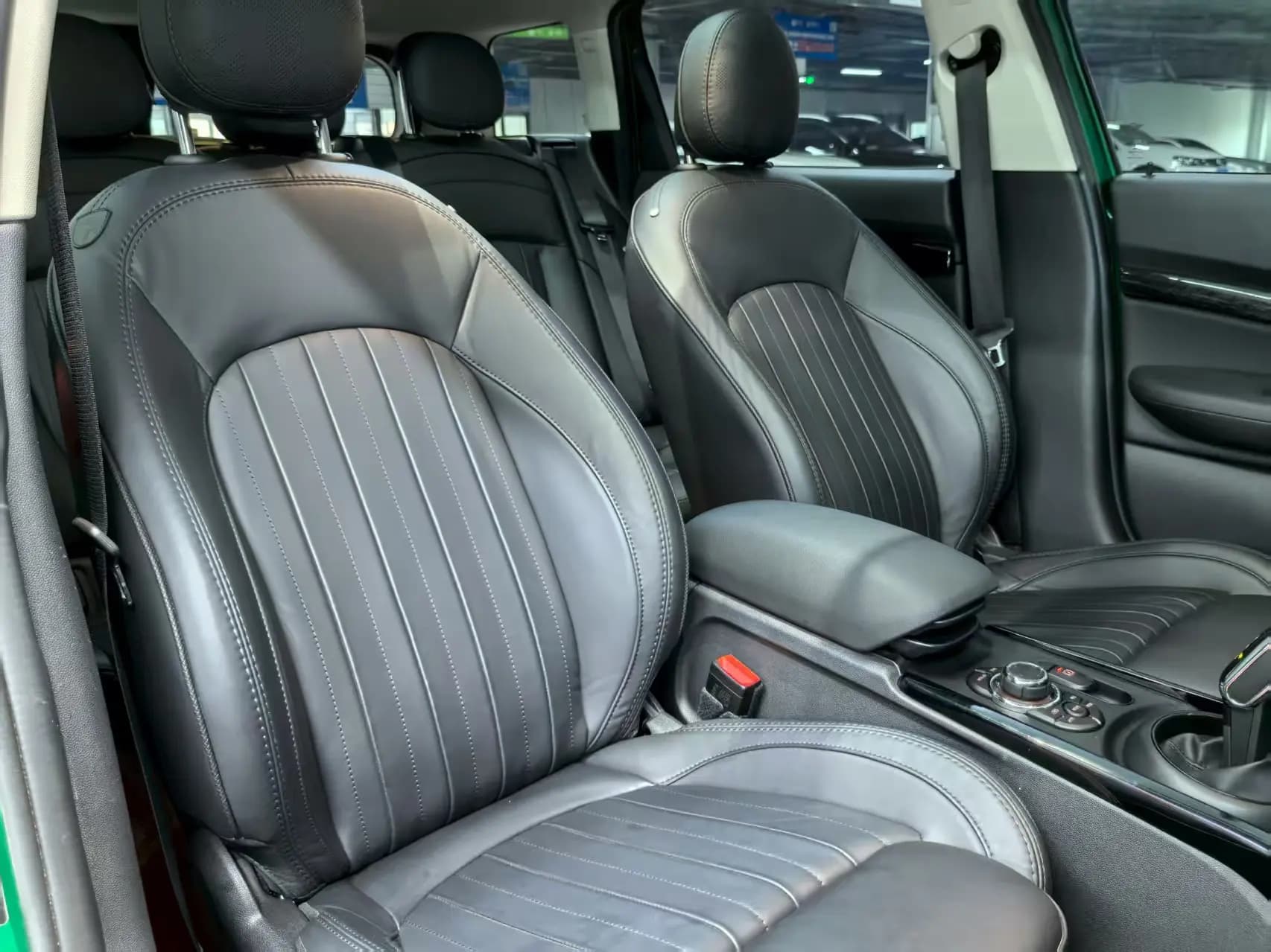 MINI CLUBMAN 2023 г. 15110 км. — фото 19