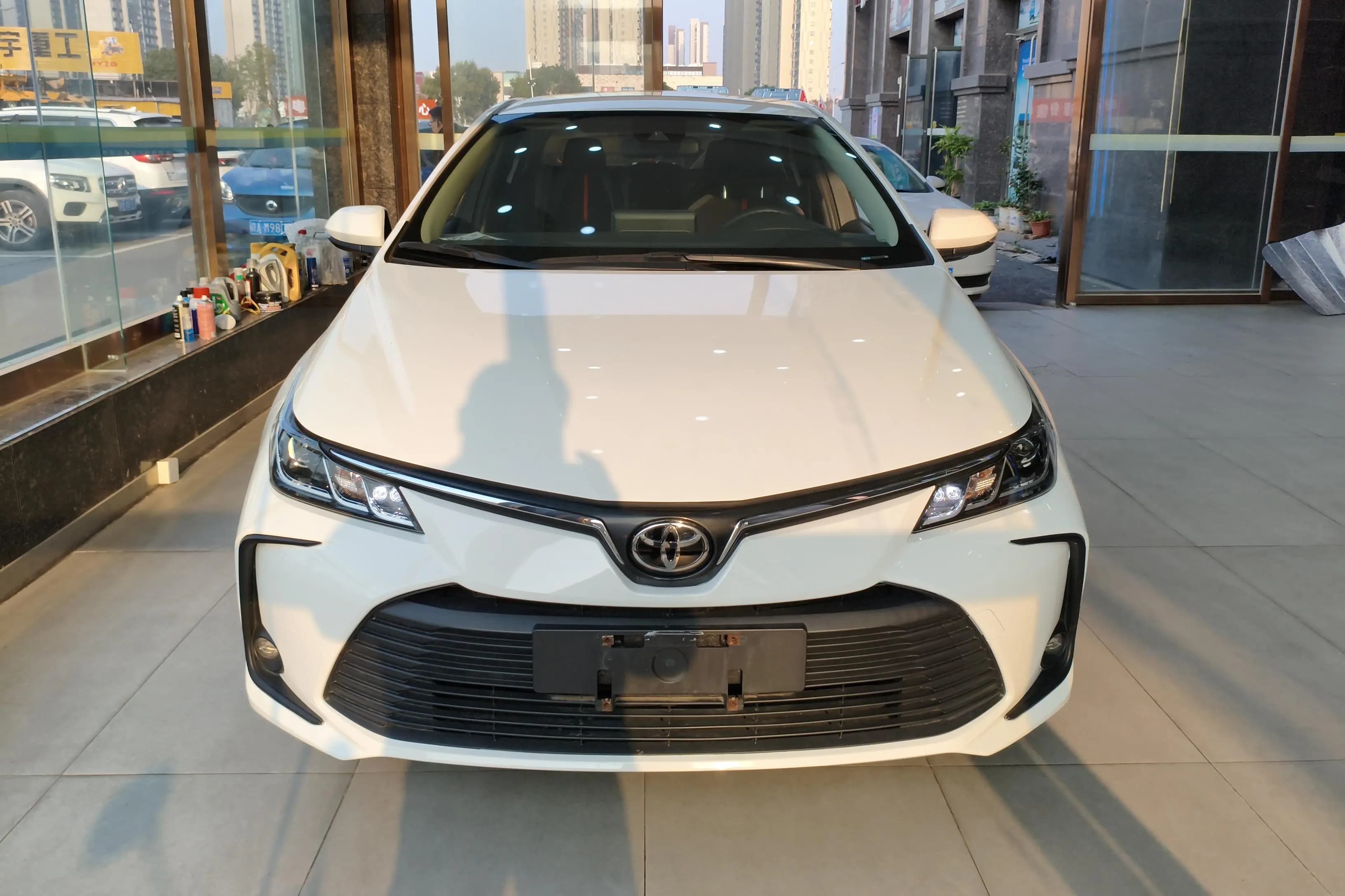 Toyota Corolla 2022 г. 43629 км. — фото 2