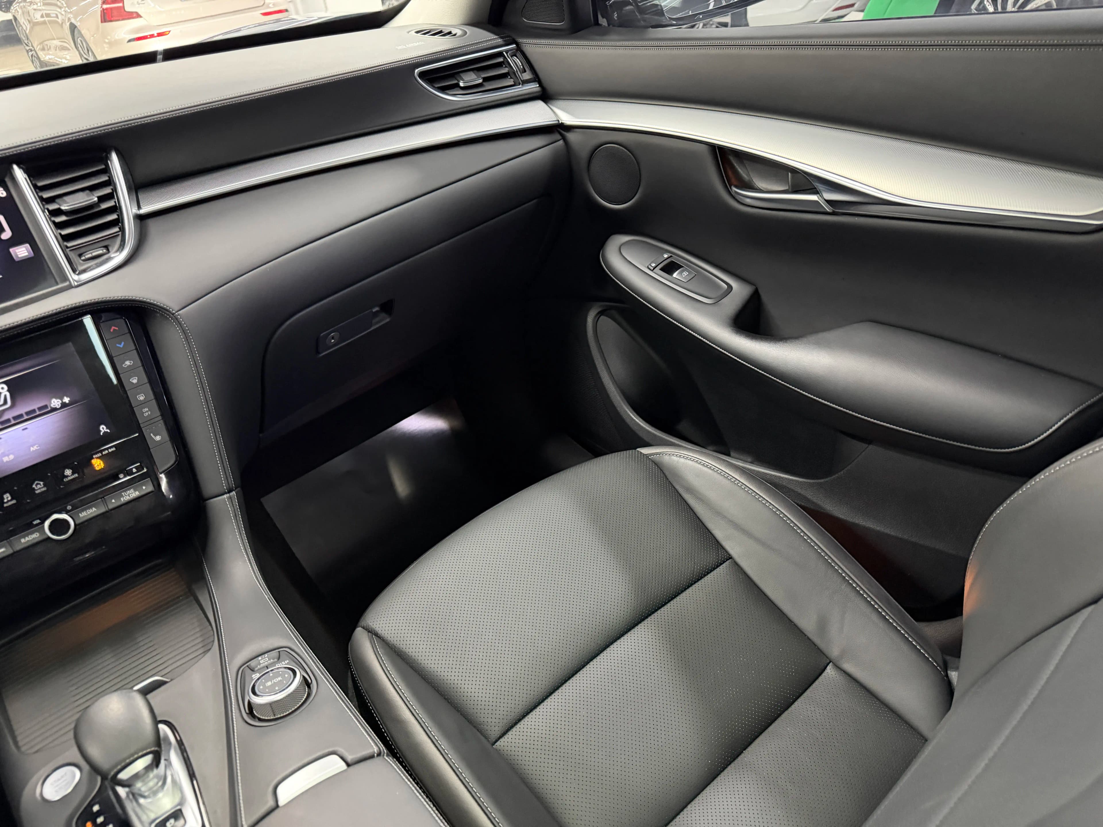 Infiniti QX50 2021 г. 87017 км. — фото 9