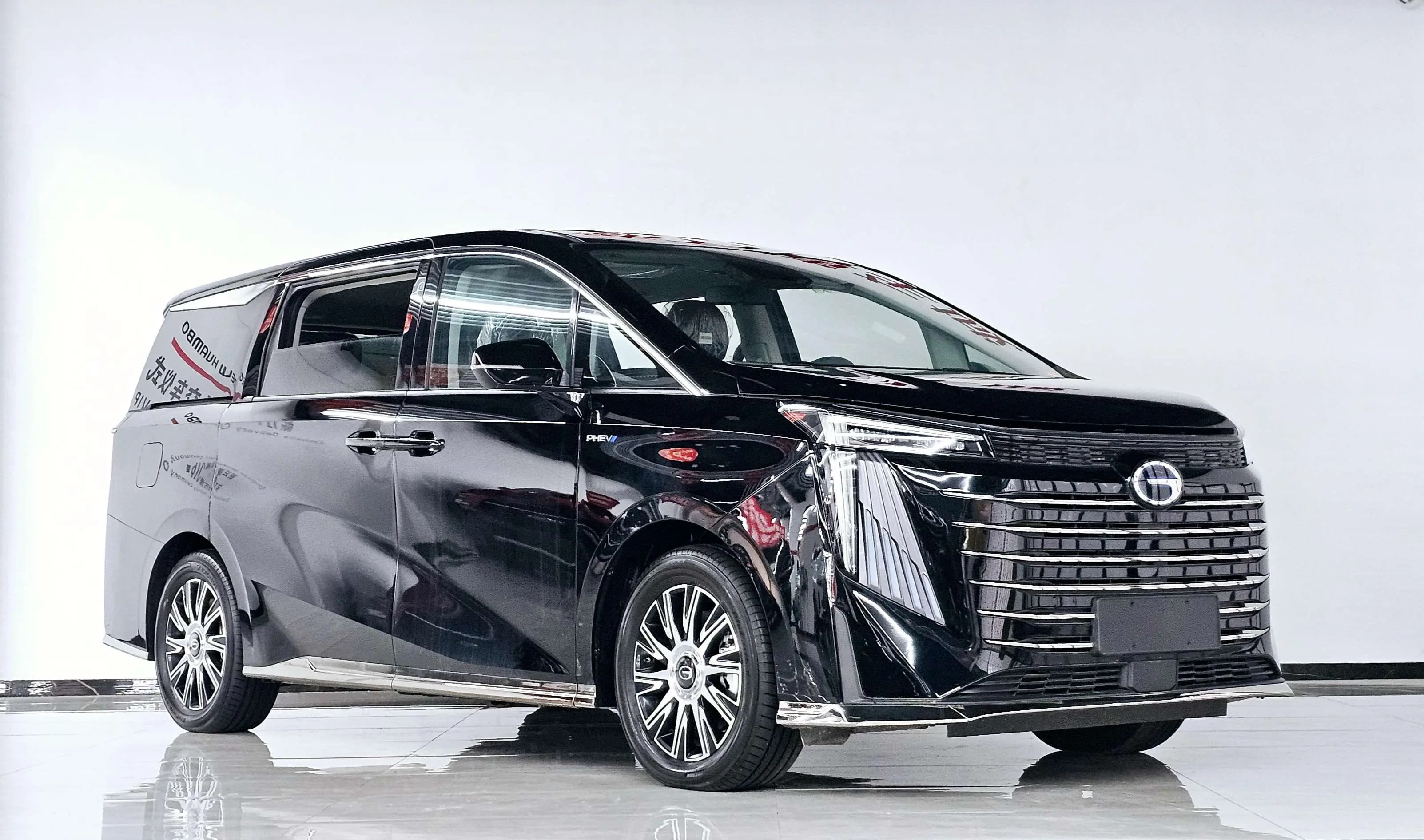 GAC Trumpchi E9 PHEV 2024 г. — фото 3