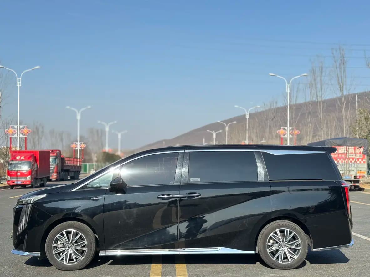 GAC Trumpchi M8 2024 г. 18038 км. — фото 3