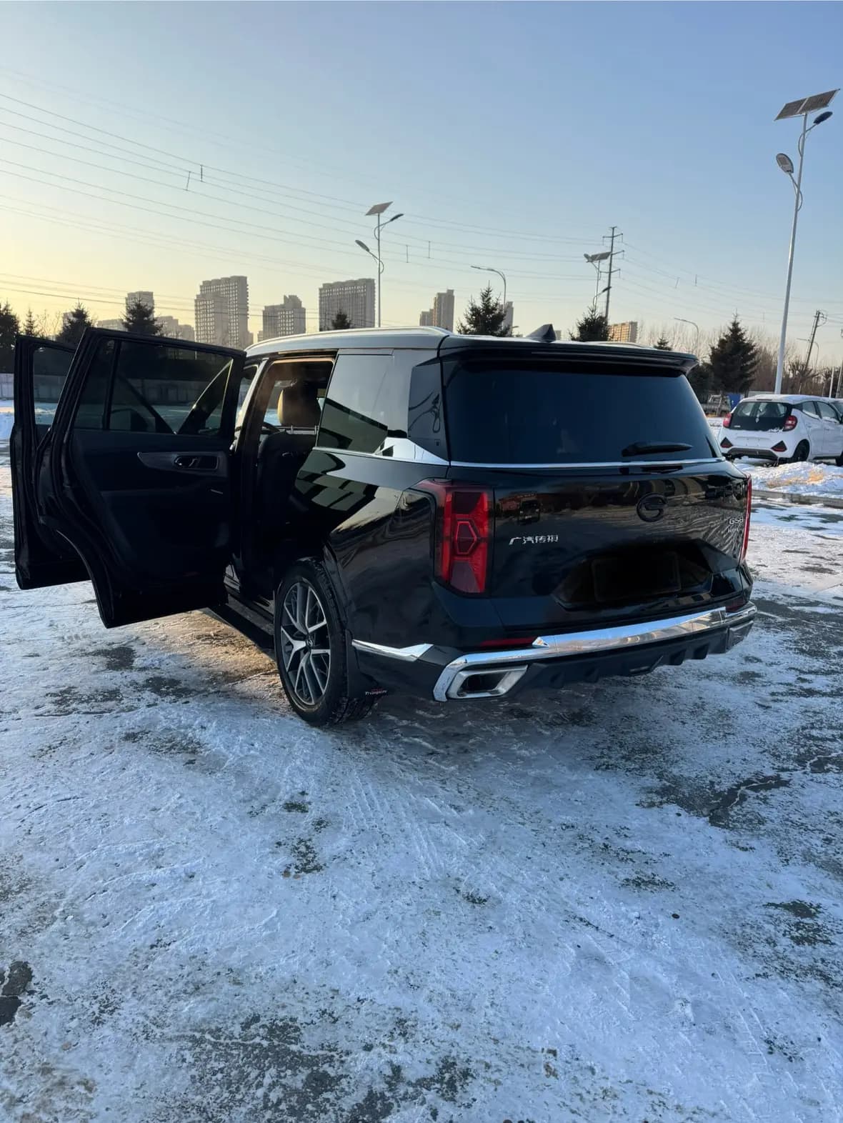 GAC Trumpchi GS8 2023 г. 30016 км. — фото 5