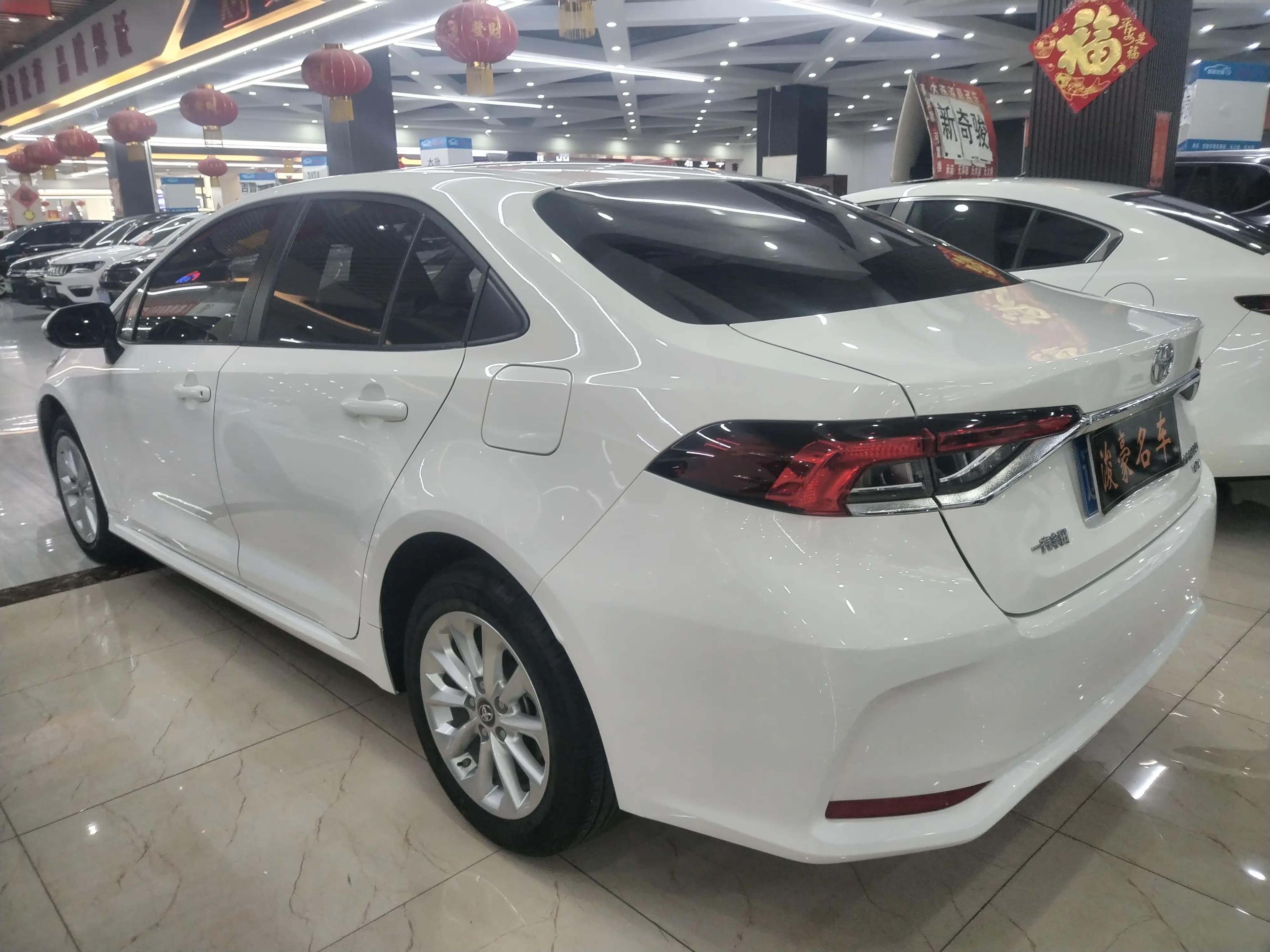 Toyota Corolla 2022 г. 35832 км. — фото 4