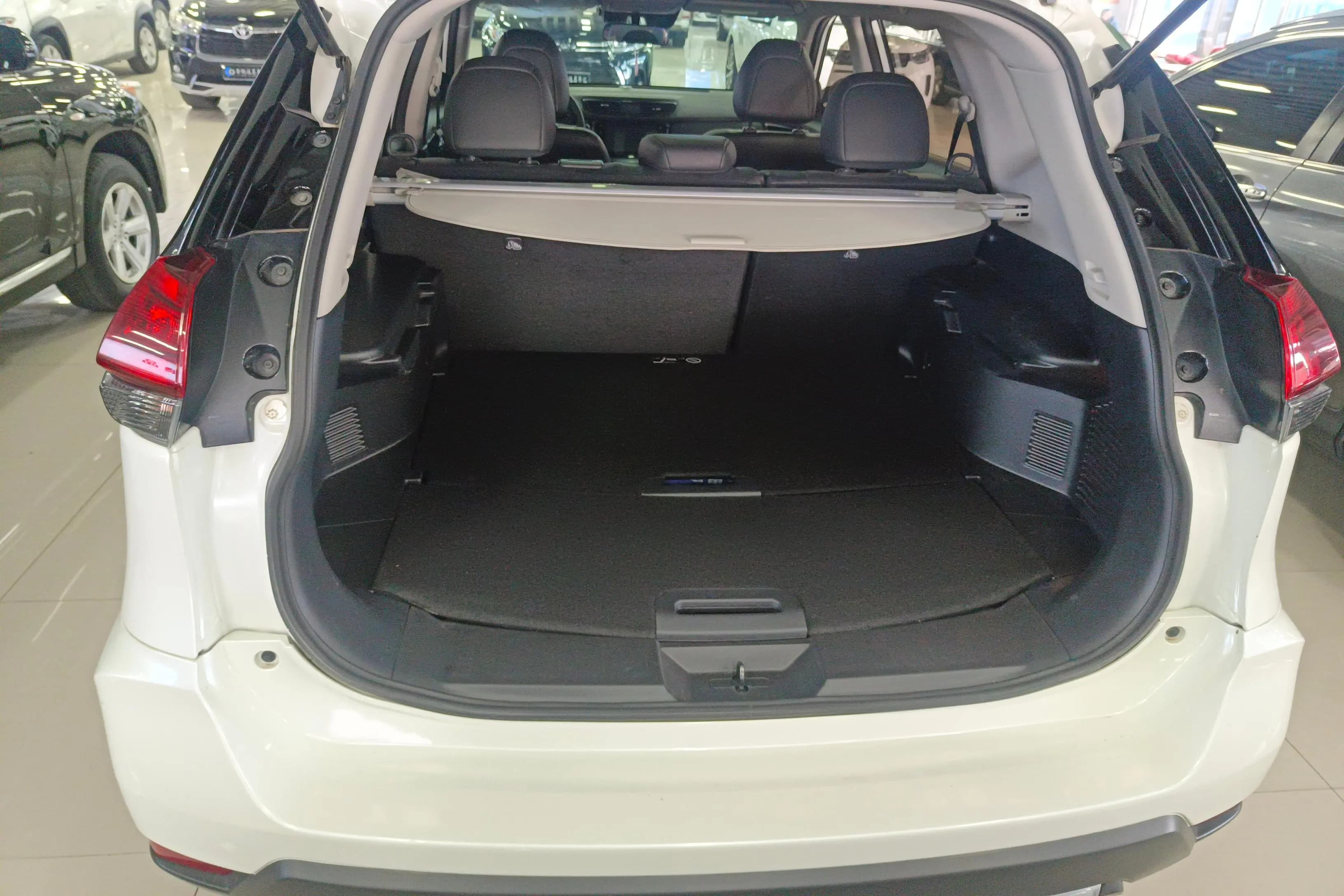 Nissan X-Trail 2023 г. 16771 км. — фото 17