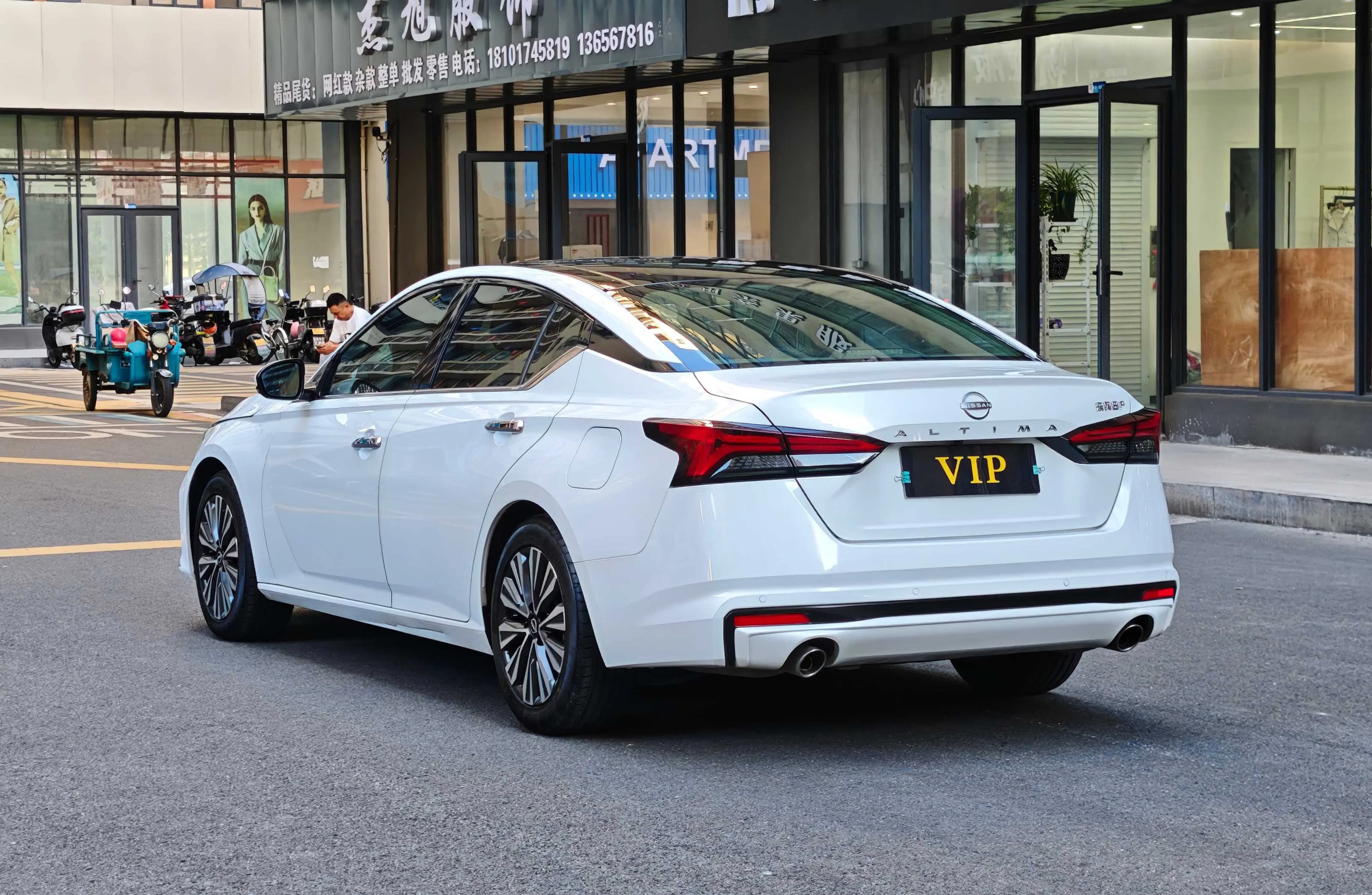 Nissan Altima 2023 г. 60147 км. — фото 3