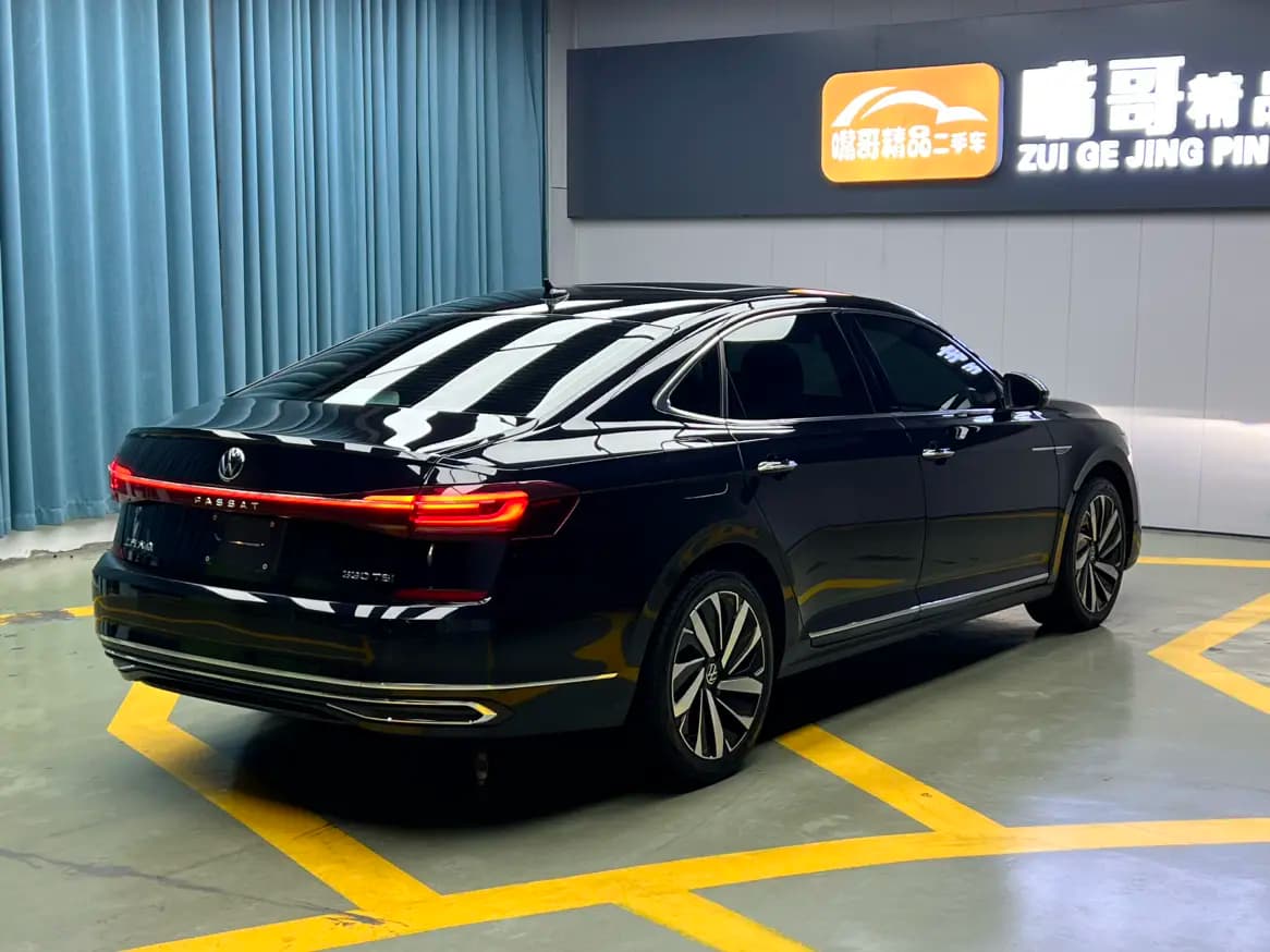 Volkswagen Passat 2022 г. 70082 км. — фото 6