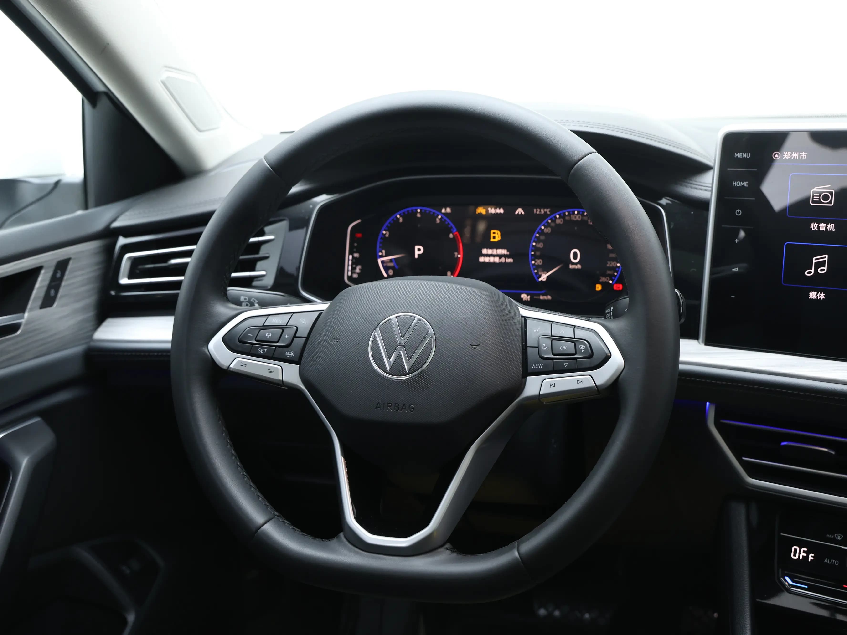 Volkswagen Sagitar 2022 г. 26700 км. — фото 16