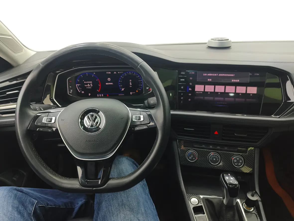 Volkswagen Sagitar 2022 г. 32079 км. — фото 13