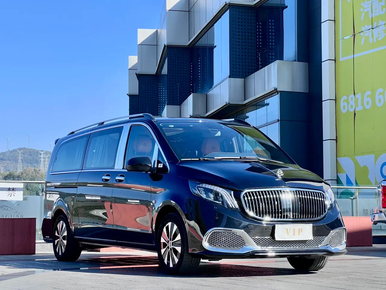 Mercedes-Benz Vito 2024 г. 40098 км. — фото 3