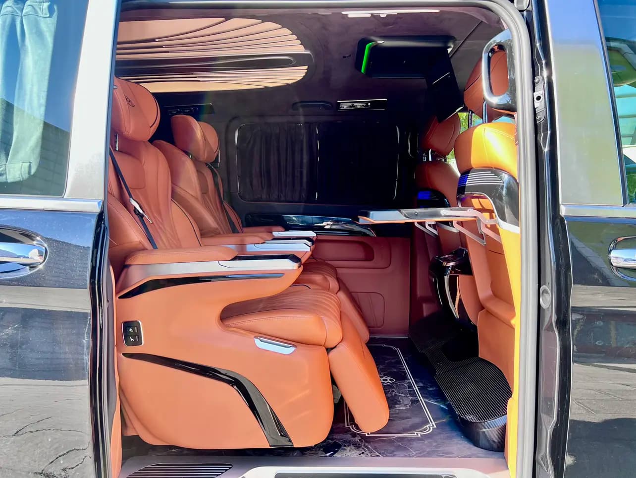 Mercedes-Benz Vito 2024 г. 40098 км. — фото 22