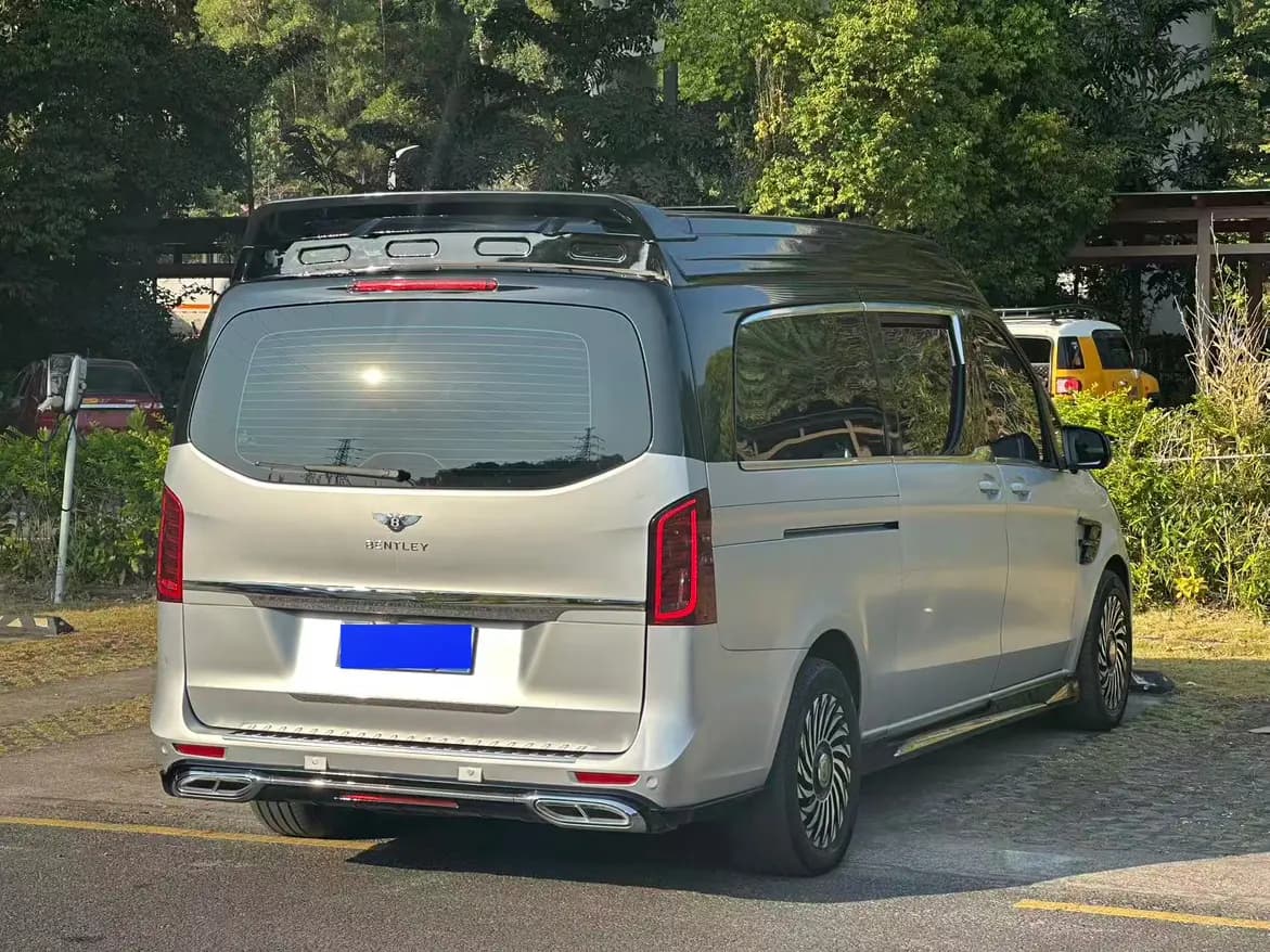 Mercedes-Benz Vito 2024 г. 13078 км. — фото 6