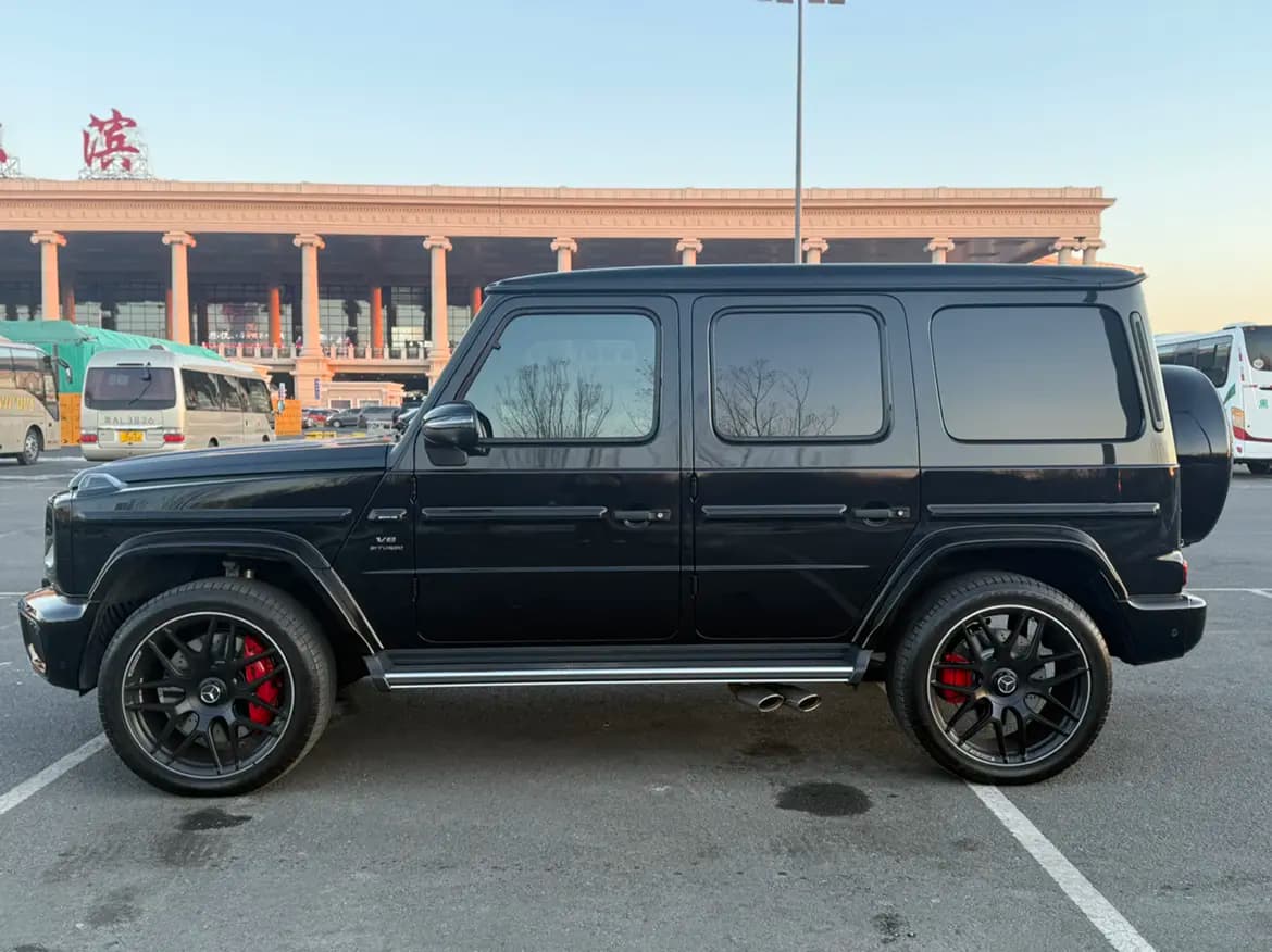 Mercedes-Benz G-Class AMG 2025 г. 3143 км. — фото 3
