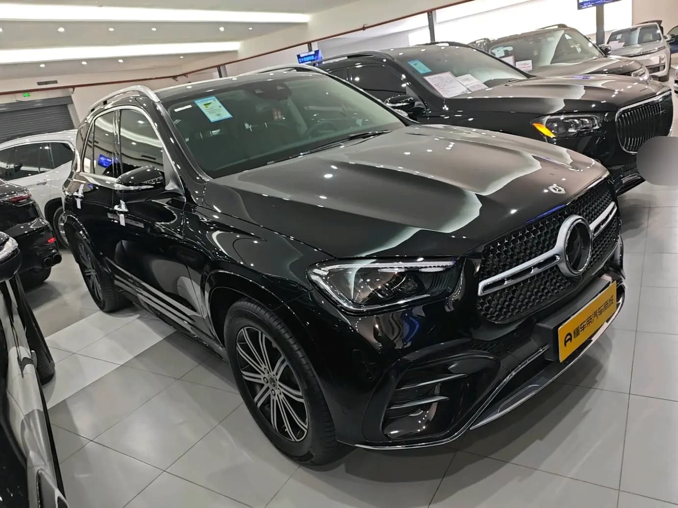 Mercedes-Benz GLE 2024 г. 6393 км. — фото 3