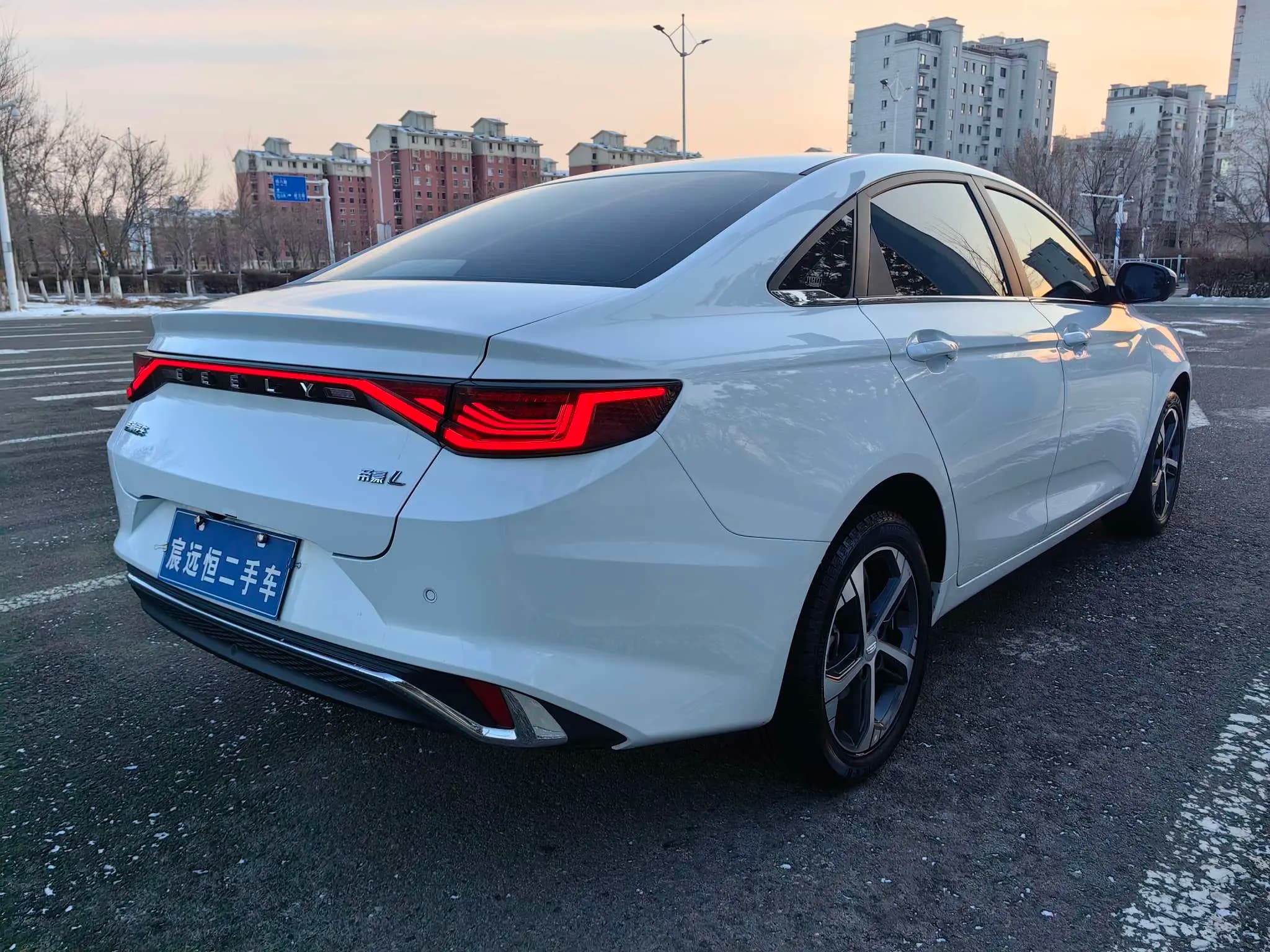 Geely Emgrand L 2022 г. 18015 км. — фото 5
