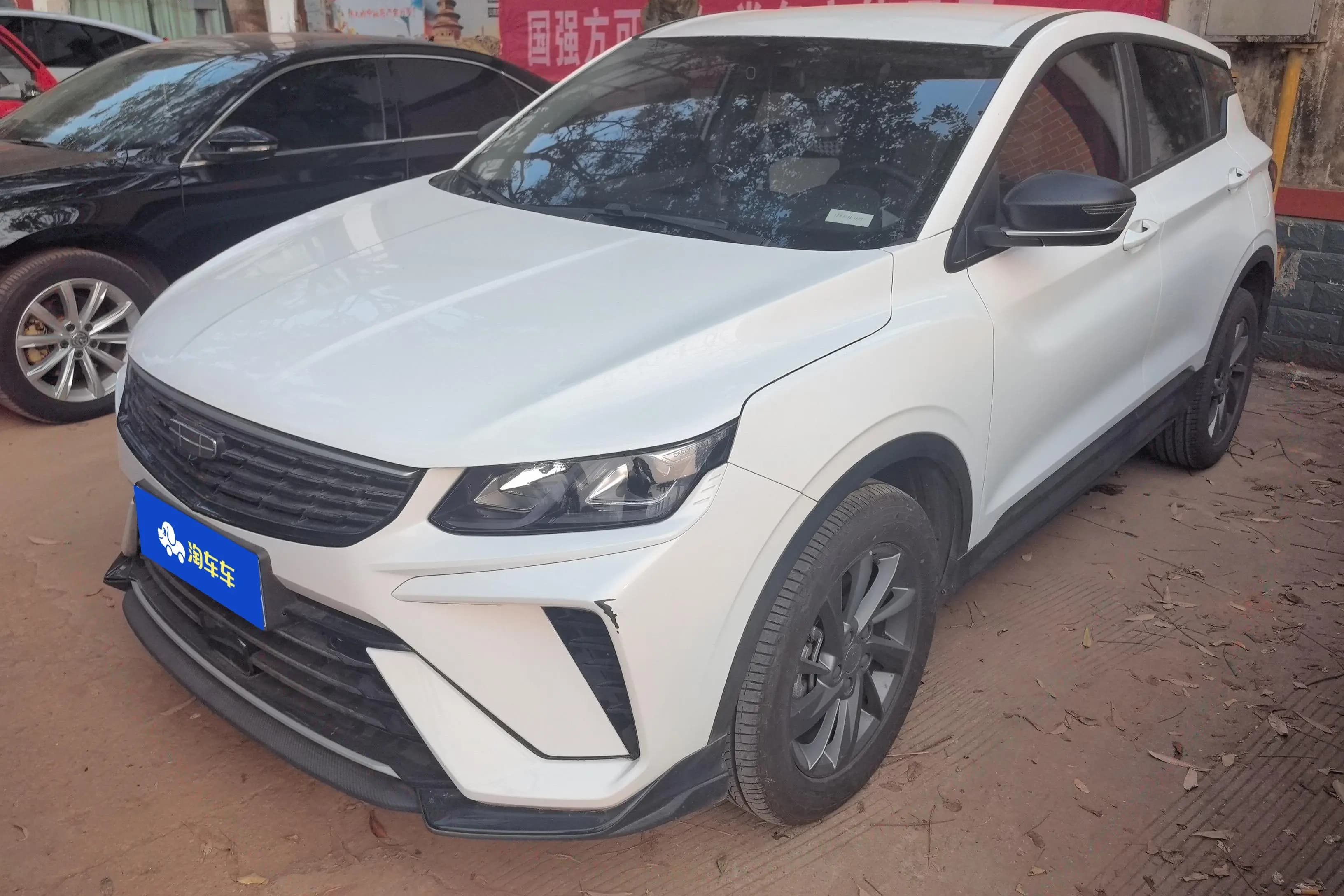 Geely Coolray SX11 2024 г. 6600 км.