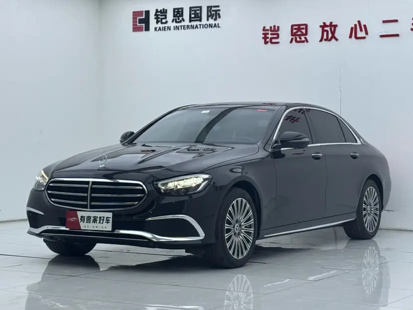 Mercedes-Benz E-Class 2021 г. 37602 км.