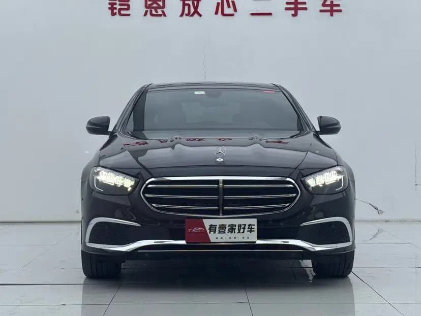 Mercedes-Benz E-Class 2021 г. 37602 км. — фото 2