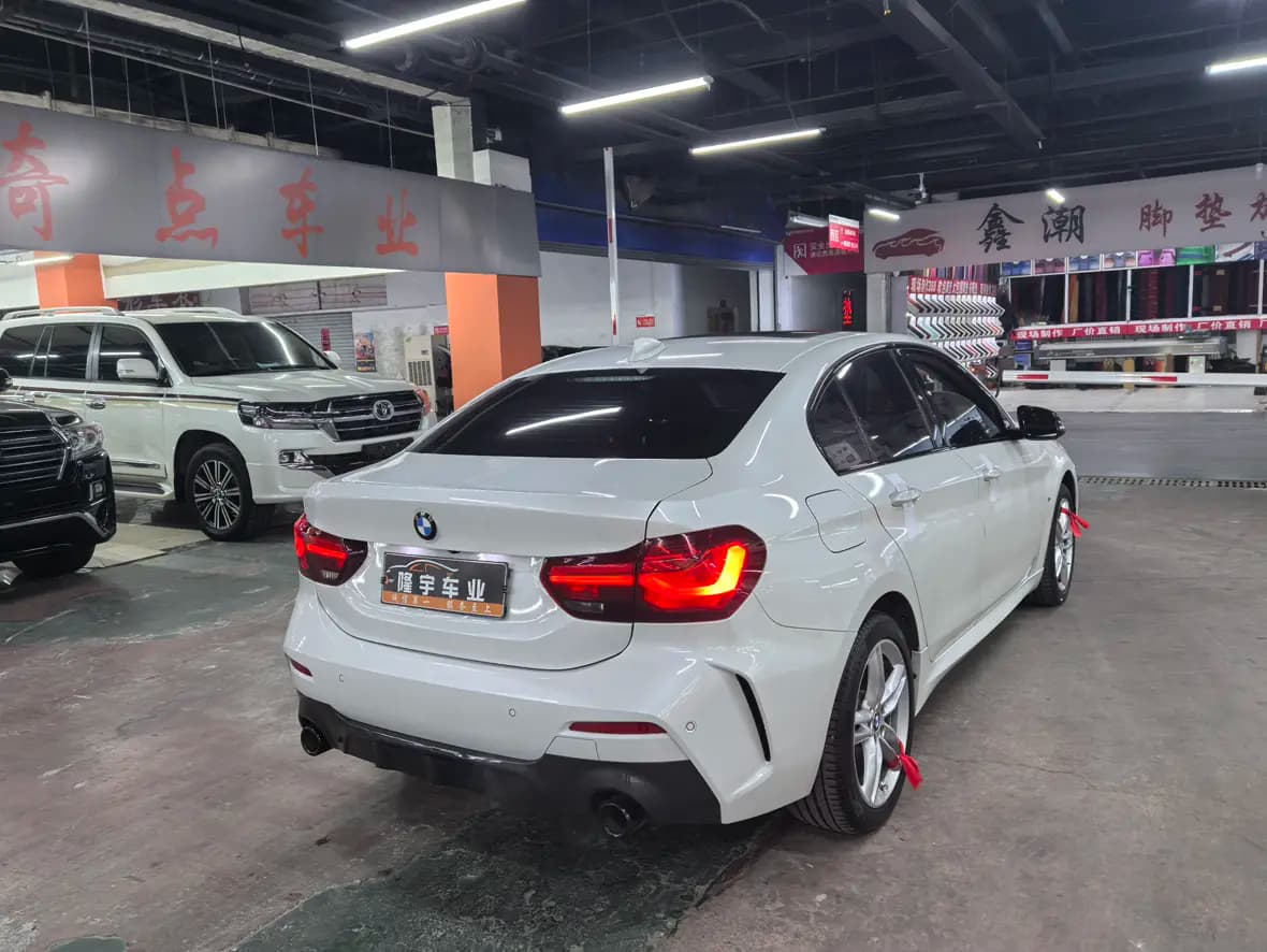 BMW 1 Series 2023 г. 34120 км. — фото 6