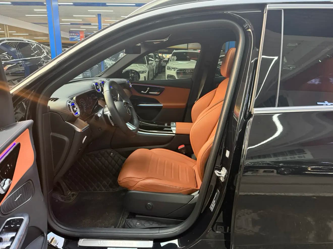 Mercedes-Benz GLC 2025 г. 23033 км. — фото 17