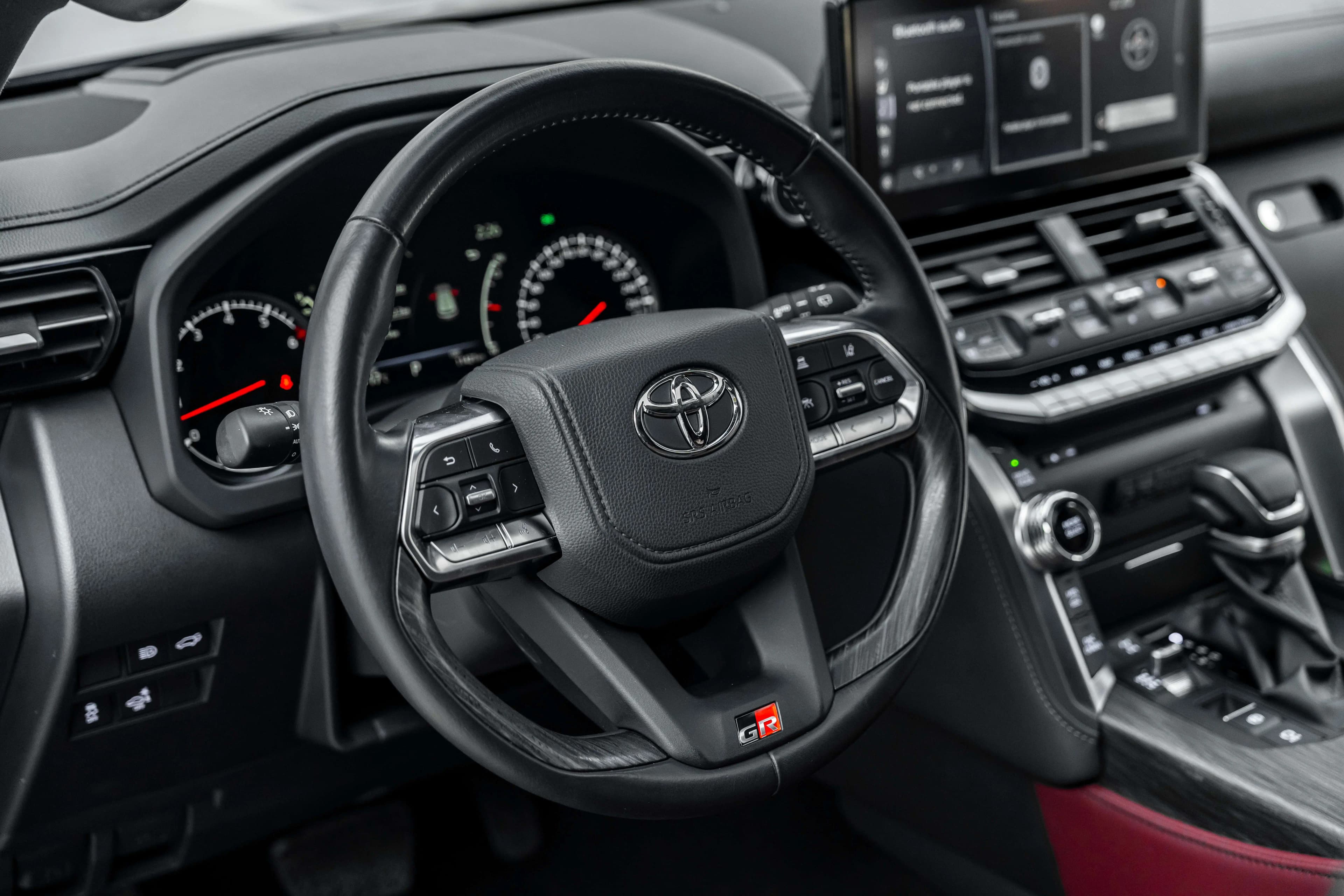 Toyota Land Cruiser 2024 г. 11095 км. — фото 28