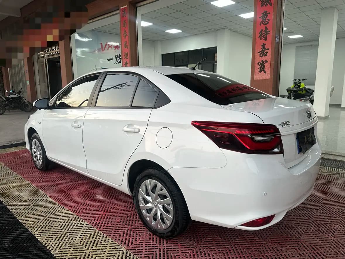 Toyota Vios 2022 г. 11063 км. — фото 4