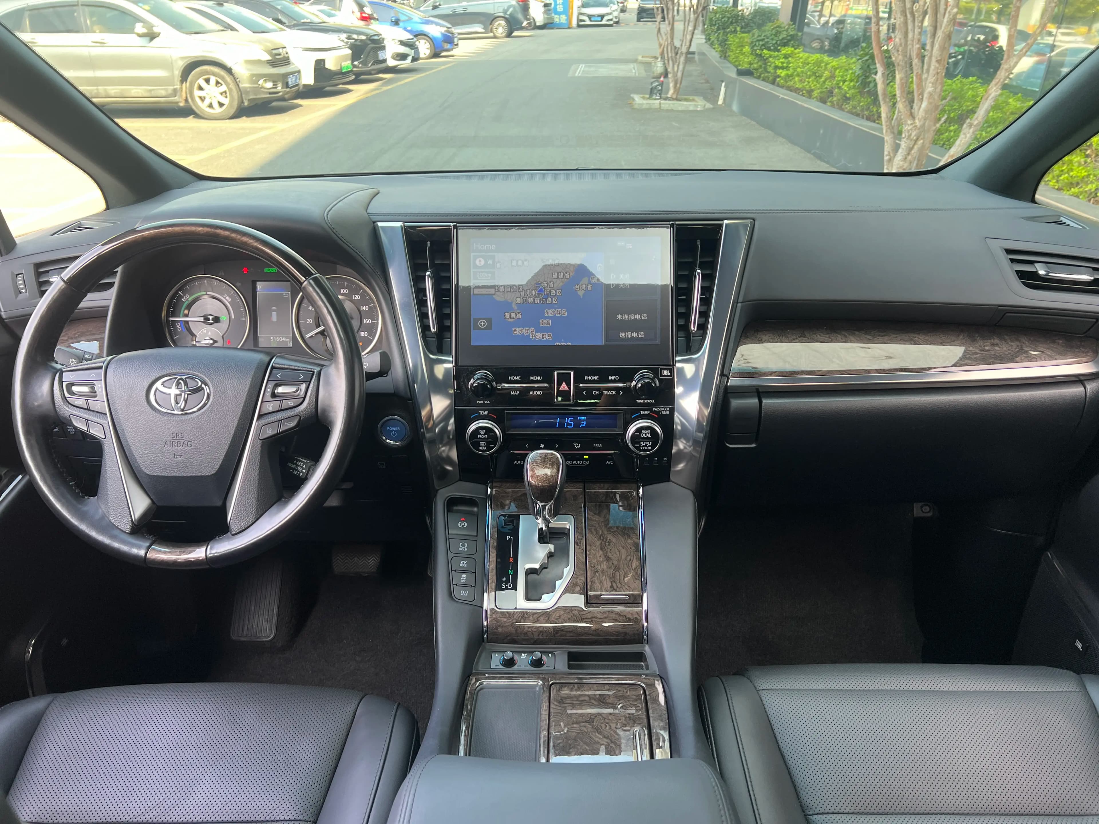 Toyota Alphard 2021 г. 51135 км. — фото 4