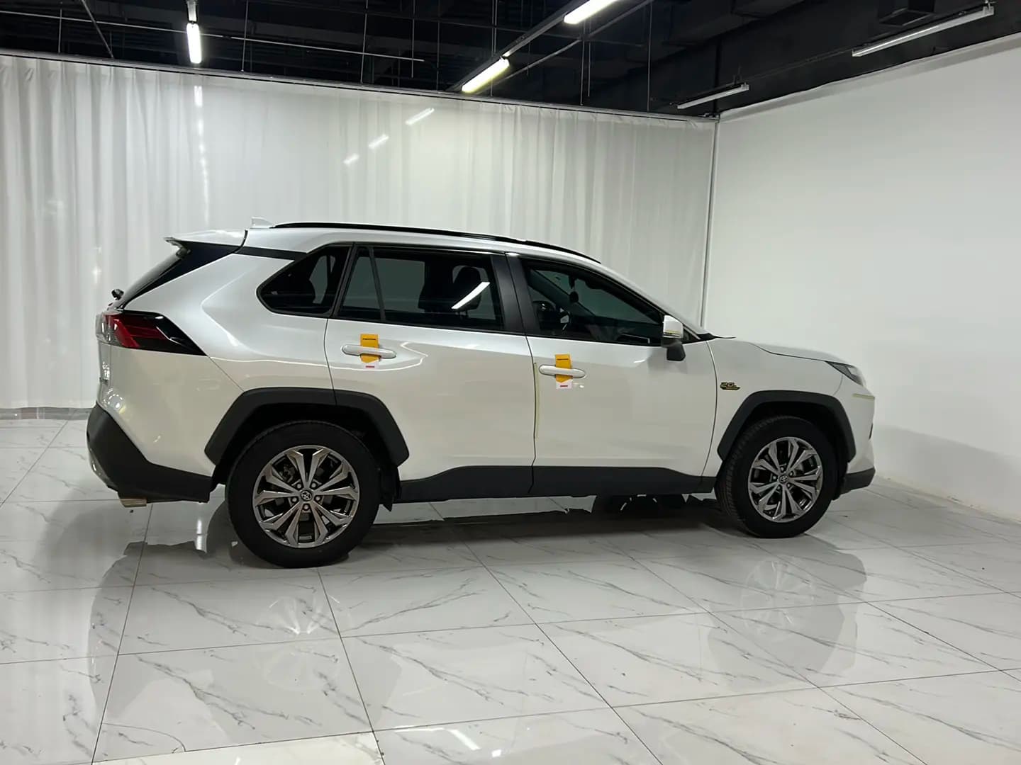 Toyota RAV4 2024 г. 17270 км. — фото 8