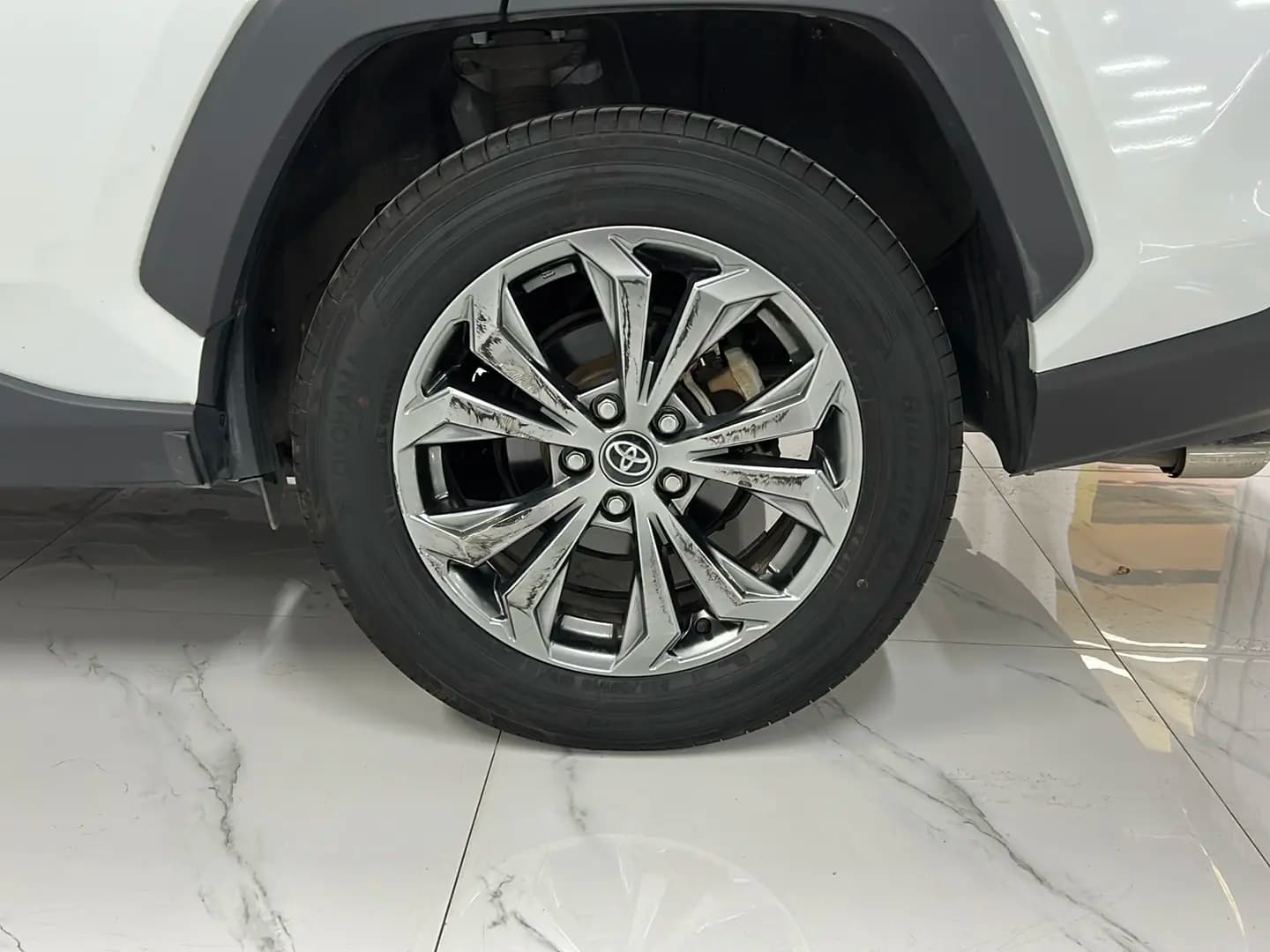 Toyota RAV4 2024 г. 17270 км. — фото 9