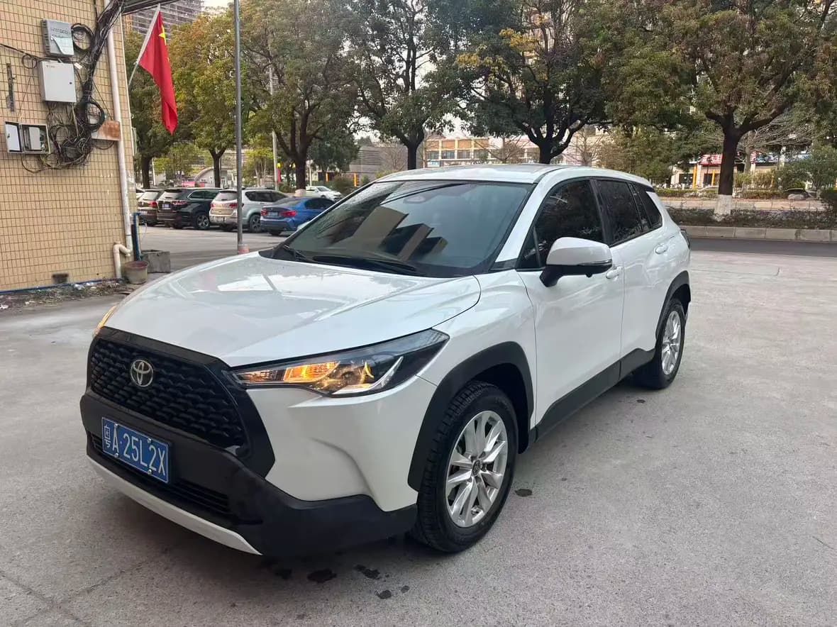 Toyota Corolla Cross 2023 г. 19101 км.