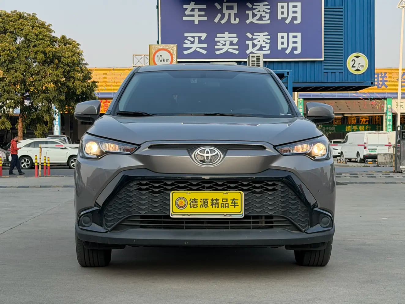 Toyota Frontlander 2024 г. 14335 км. — фото 2