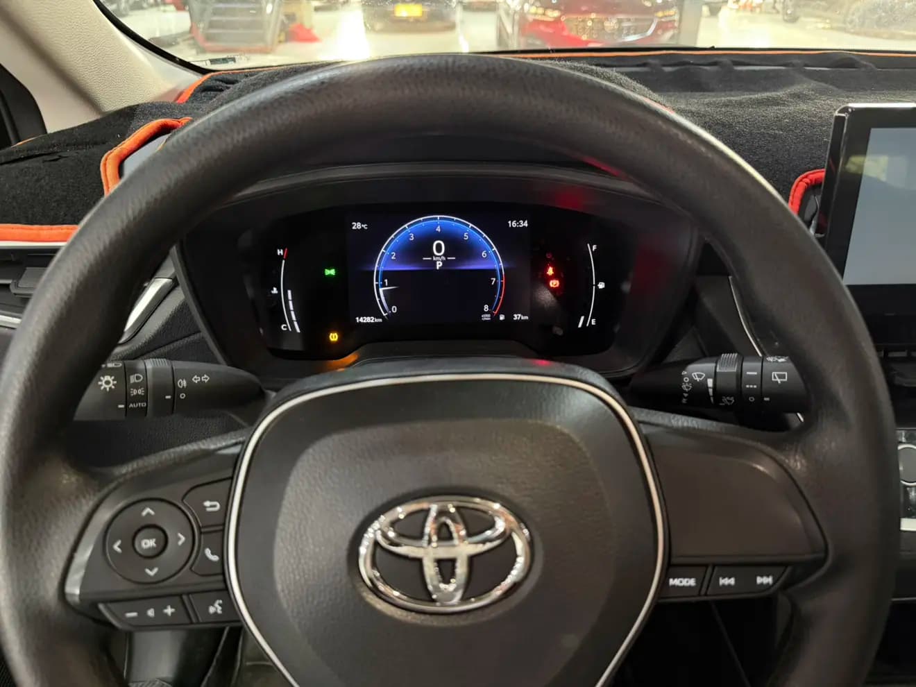 Toyota Frontlander 2024 г. 14335 км. — фото 11