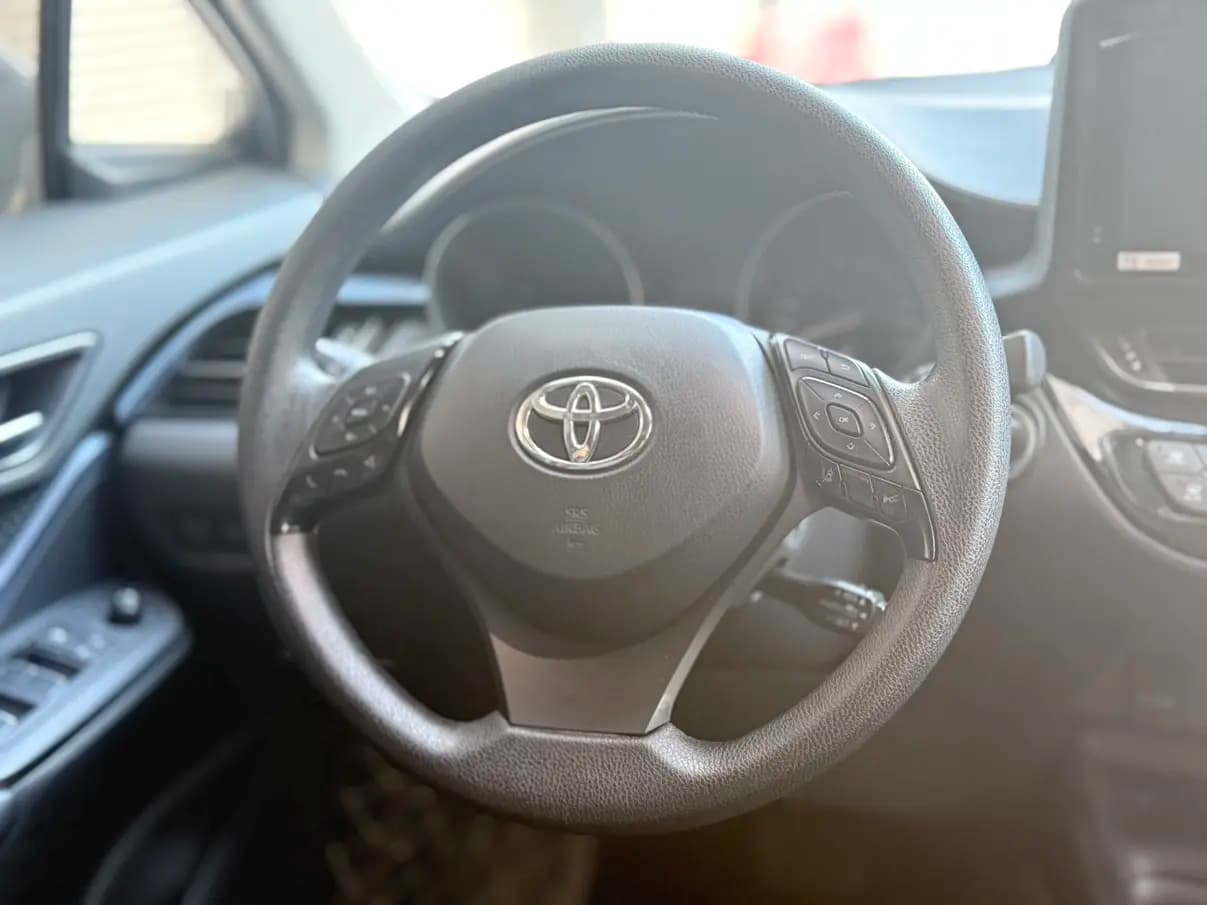 Toyota C-HR Hybrid 2022 г. 58055 км. — фото 7