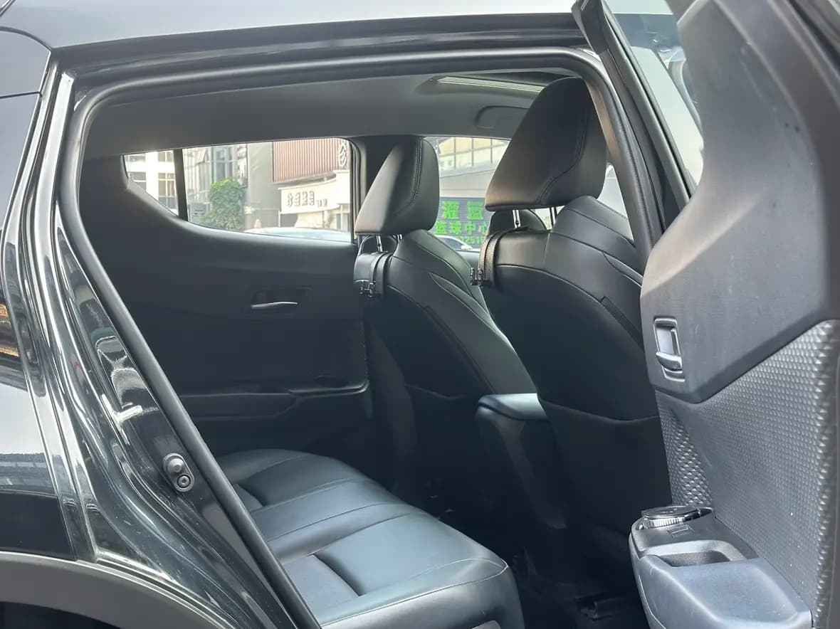 Toyota C-HR 2024 г. 23056 км. — фото 17