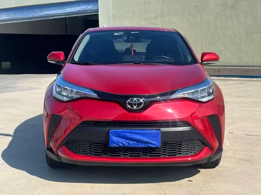 Toyota C-HR 2022 г. 100057 км. — фото 2