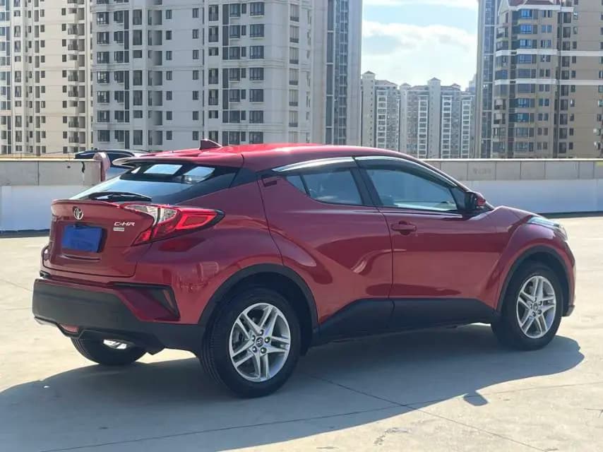 Toyota C-HR 2022 г. 100057 км. — фото 6